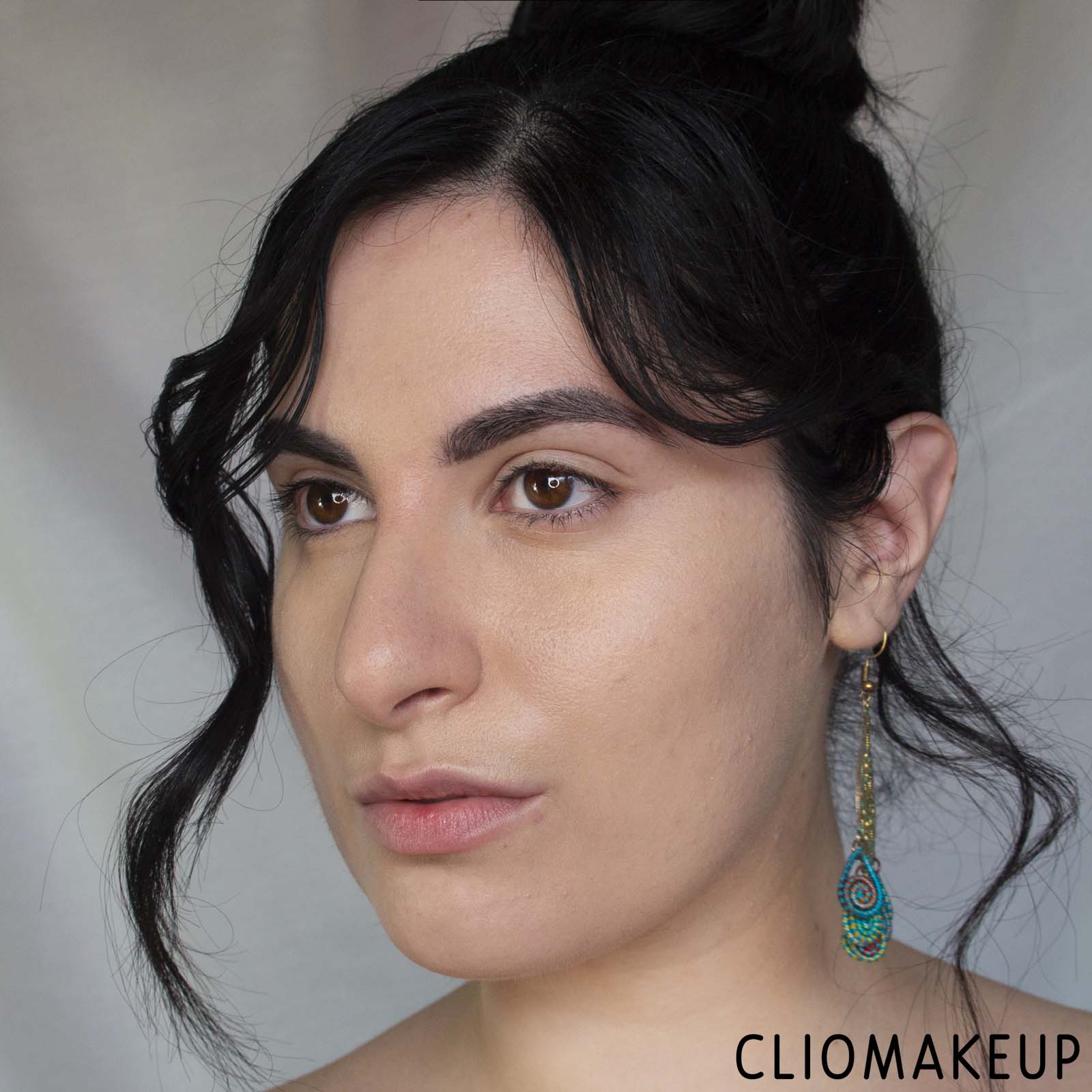 cliomakeup-recensione-cipria-kiko-colour-correction-face-fixing-powder-11