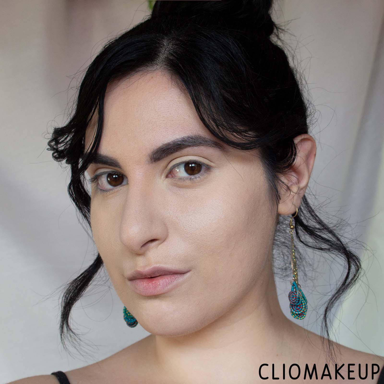 cliomakeup-recensione-cipria-kiko-colour-correction-face-fixing-powder-12