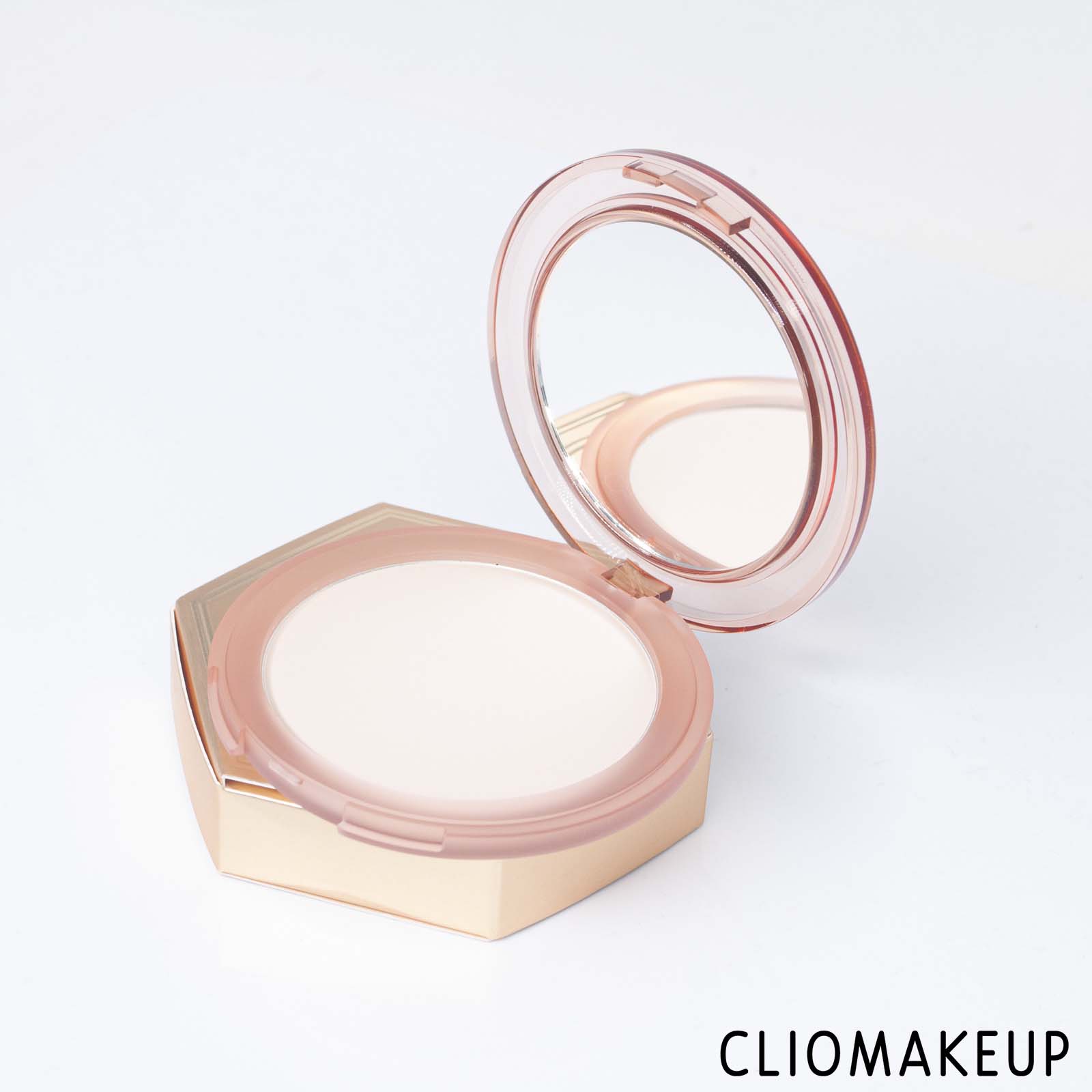 cliomakeup-recensione-cipria-nabla-close-up-smoothing-pressed-powder-5