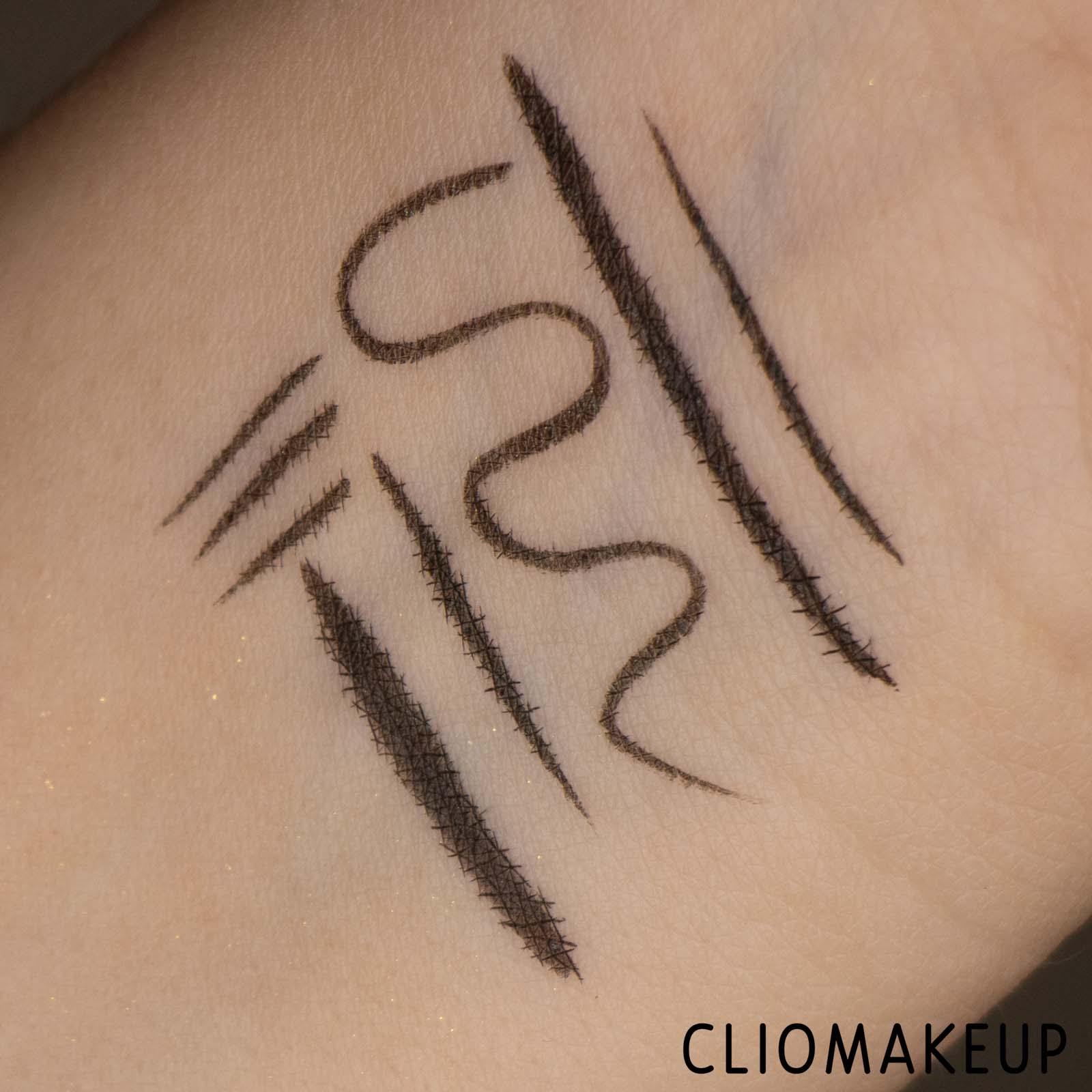 cliomakeup-recensione-eyeliner-loreal-perfect-slim-by-superliner-7