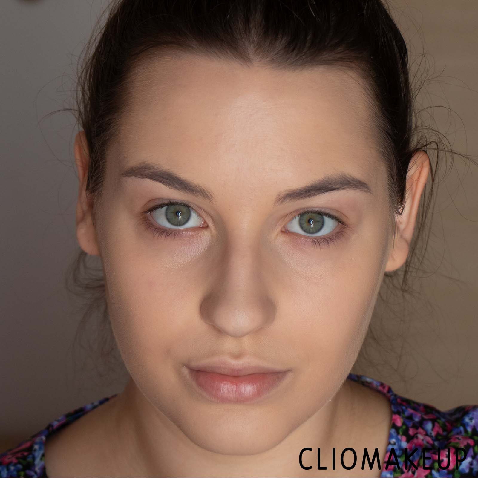 cliomakeup-recensione-fondotinta-kiko-lost-in-amalfi-lightweight-velvet-foundation-12