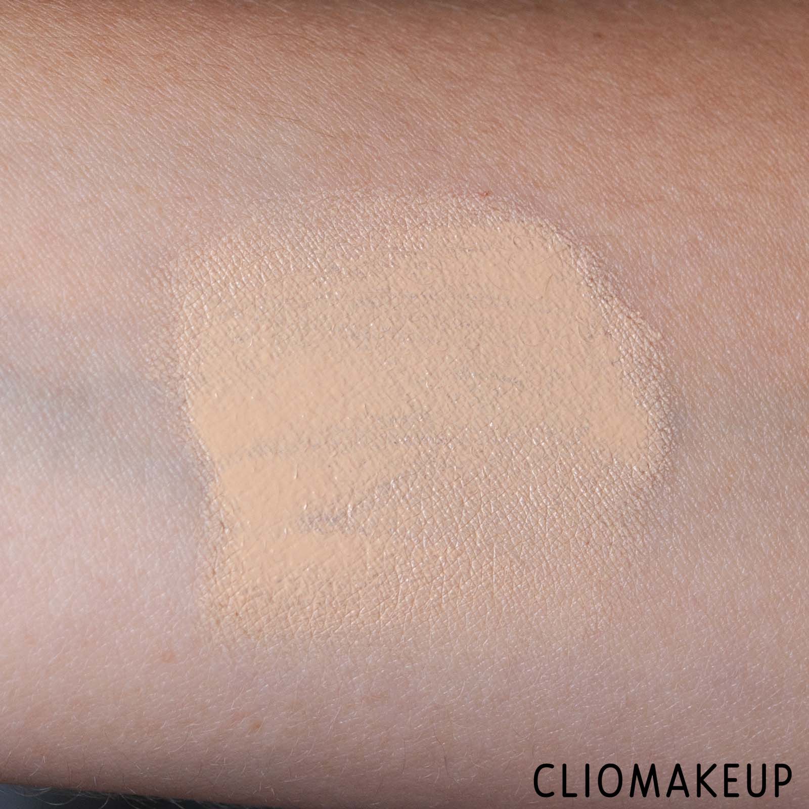 cliomakeup-recensione-fondotinta-sephora-care-natural-glow-+-10hr-hydratation-foundation-7