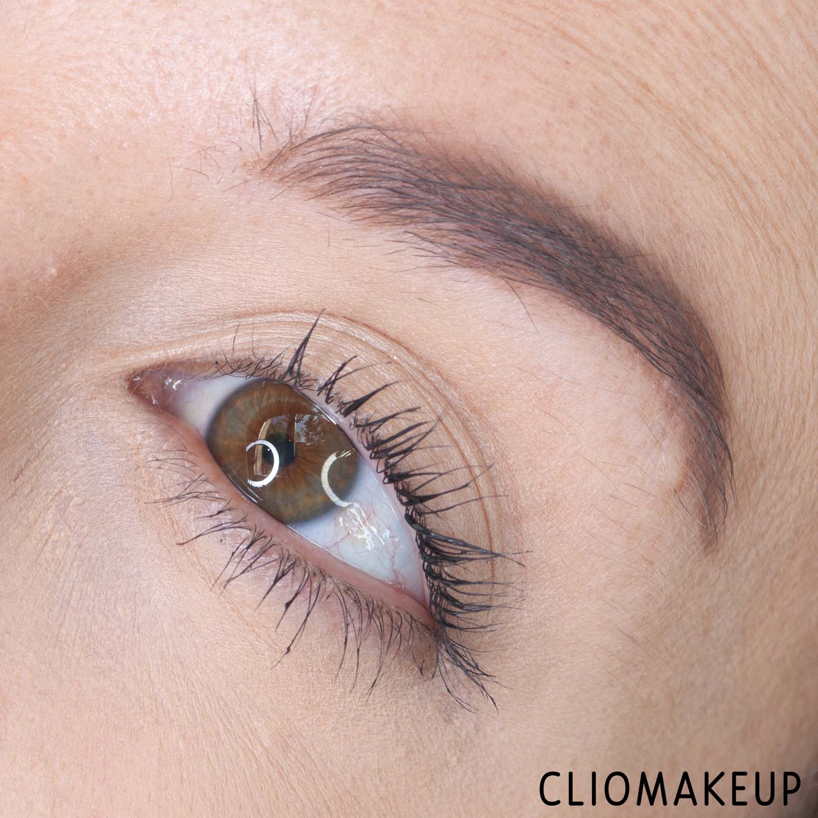 cliomakeup-recensione-mascara-l'oreal-bambi-eye-false-lash-waterproof-13