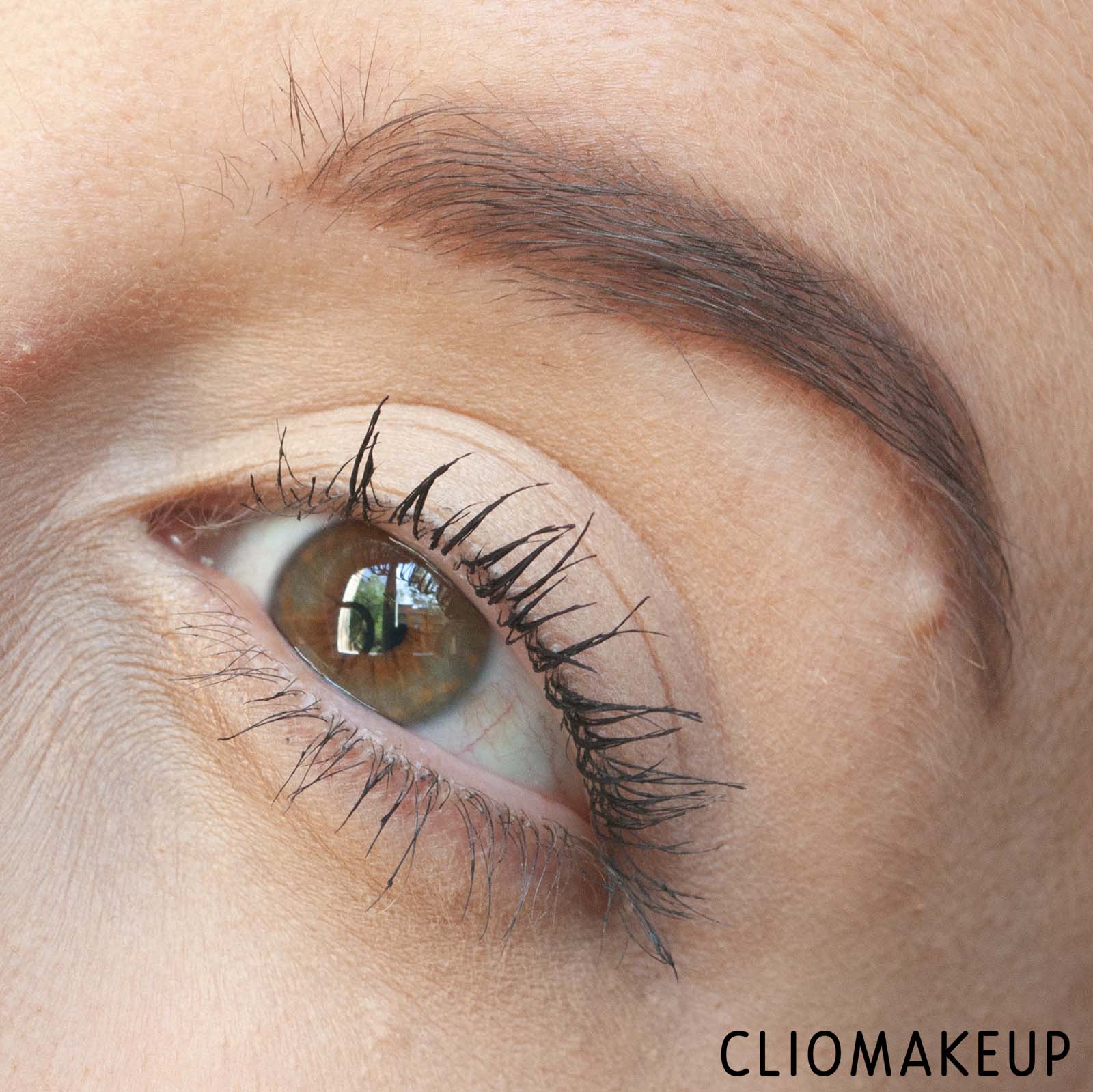 cliomakeup-recensione-mascara-l'oreal-bambi-eye-false-lash-waterproof-14