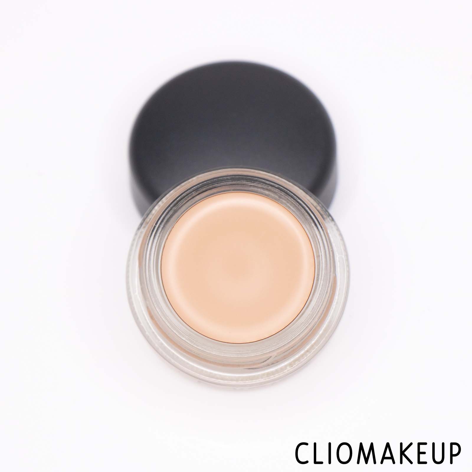 cliomakeup-recensione-ombretto-MAC-Pro-Longwear-Paint-Pot-5