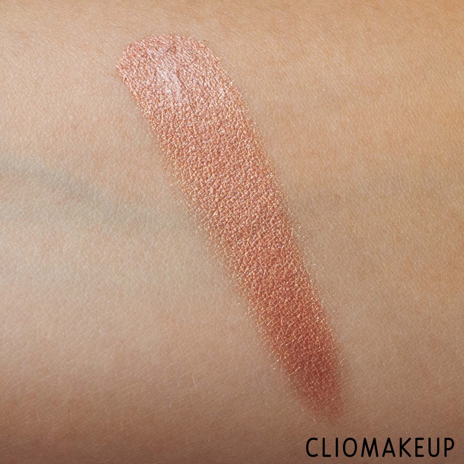 cliomakeup-recensione-ombretto-cremoso-kiko-lost-in-amalfi-metal-chrome-eyeshadow-6