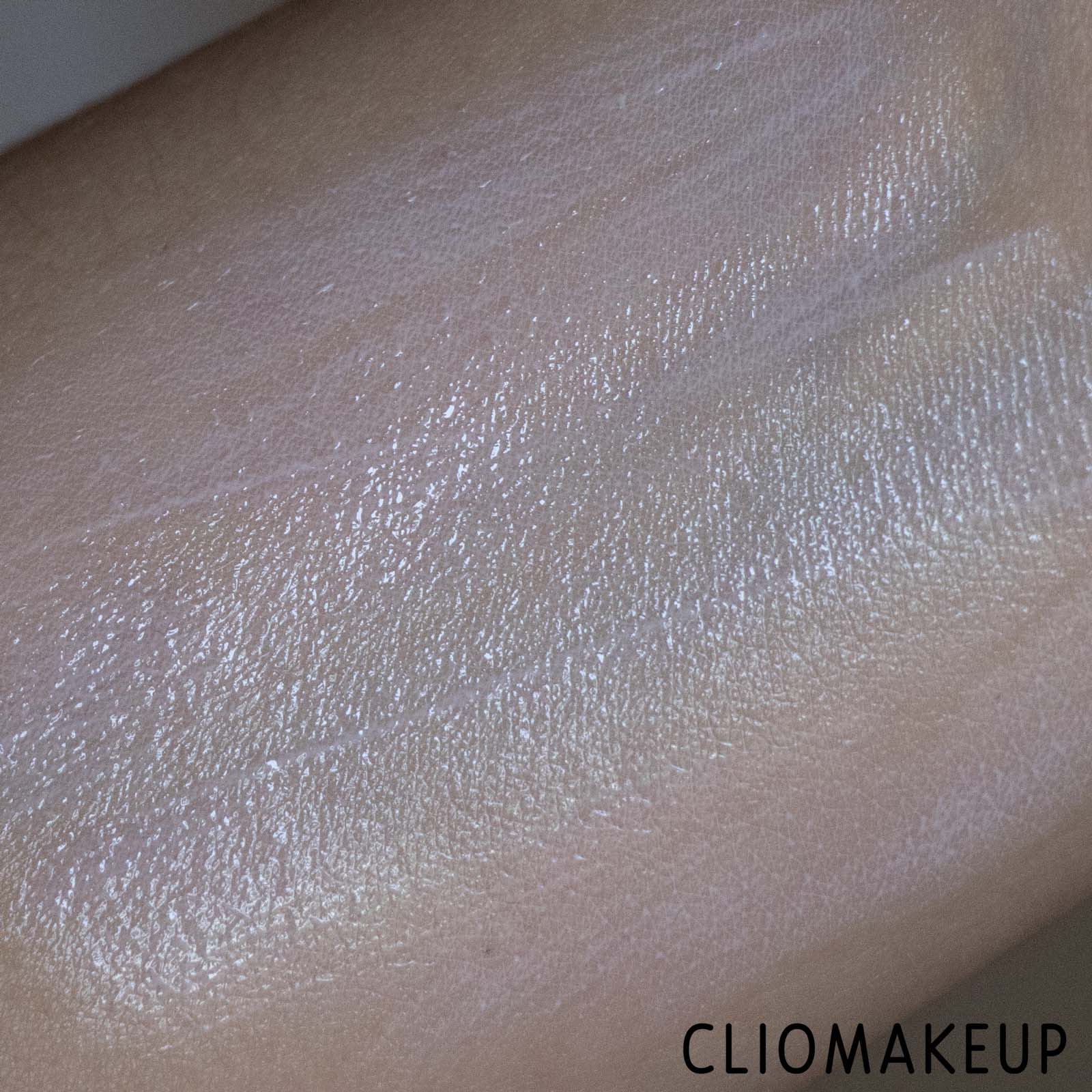 cliomakeup-recensione-primer-catrice-pore-minimizing-primer-SPF-30-8