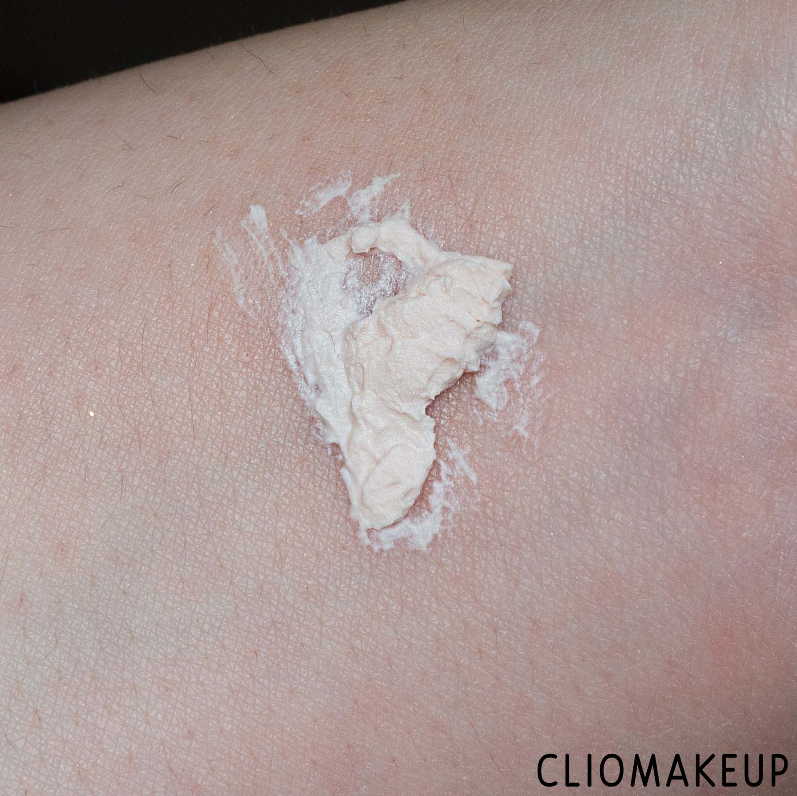 cliomakeup-recensione-primer-elf-poreless-putty-primer-7