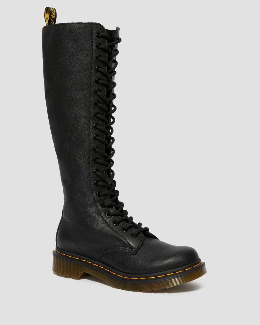 Cliomakeup-anfibi-autunno-inverno-2020-2021-8-Dr-Martens-1b60