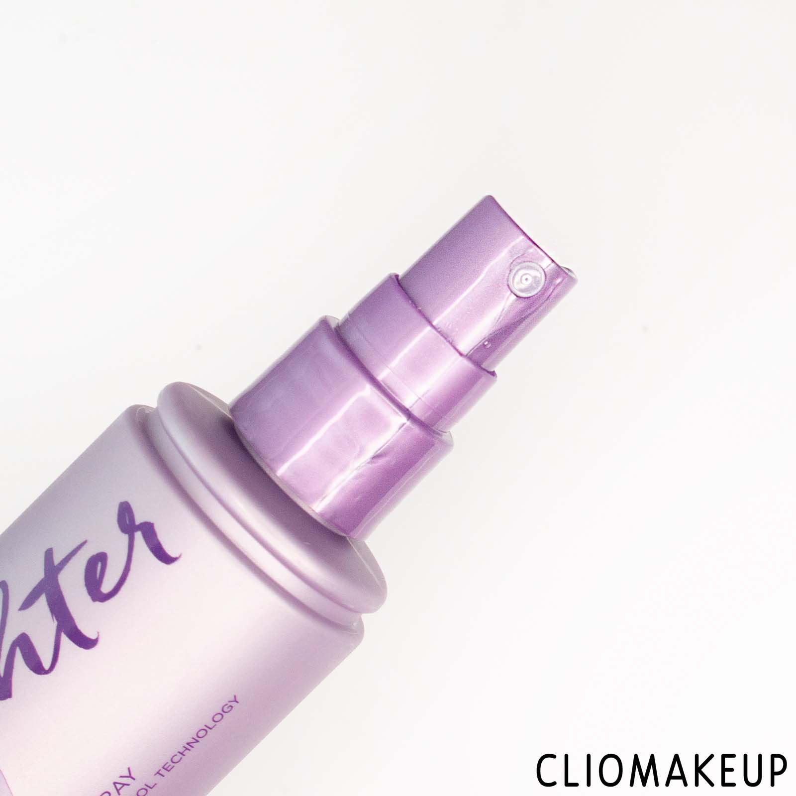 cliomakeup-recensione-Recensione-fissante-urban-decay-all-nighter-ultra-glow-long-lasting-makeup-setting-spray-5