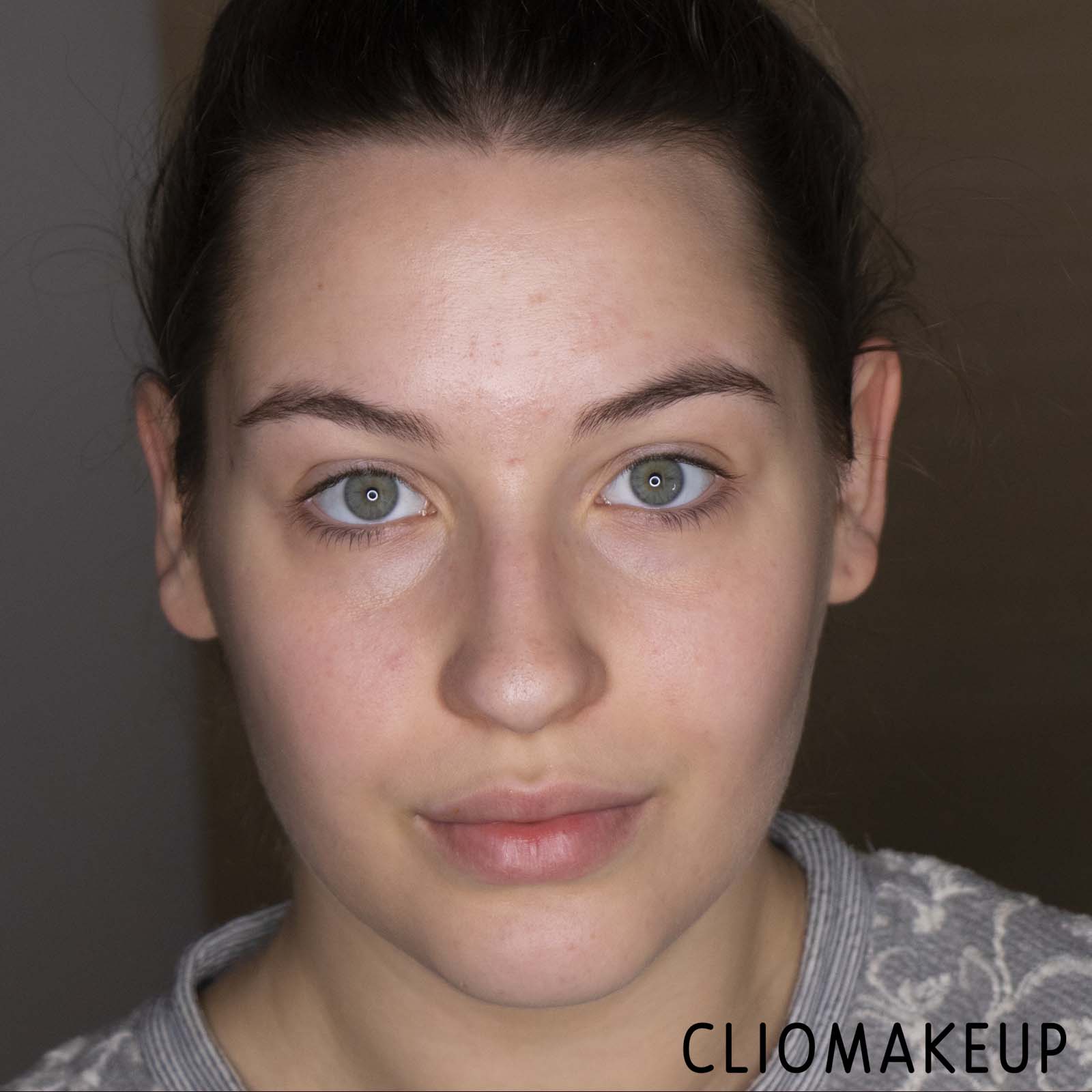 cliomakeup-recensione-fondotinta-catrice-all-matt-plus-shine-control-makeup-11