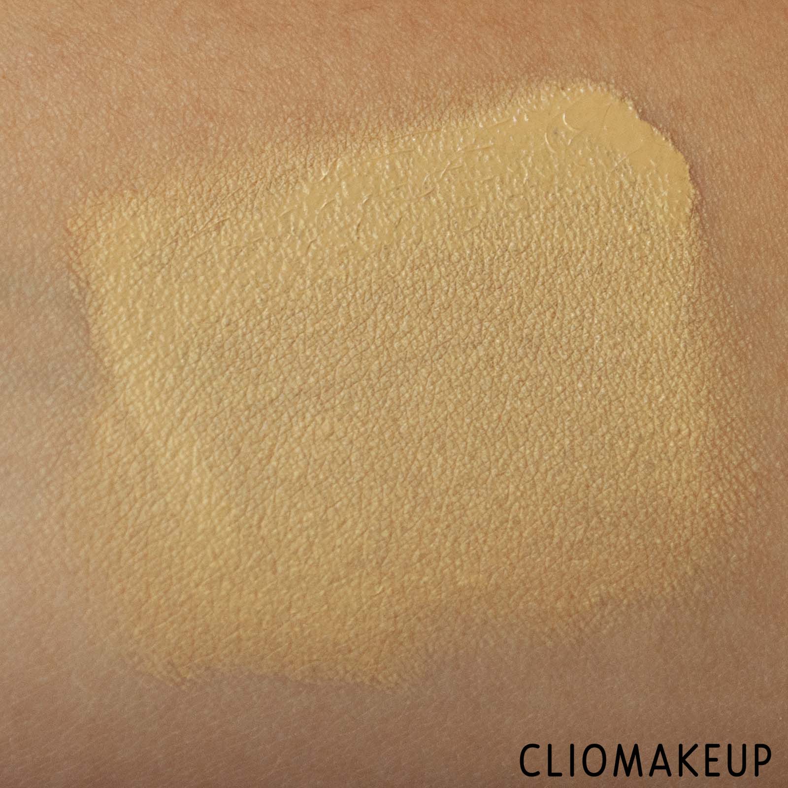 cliomakeup-recensione-fondotinta-nabla-close-up-futuristic-foundation-6