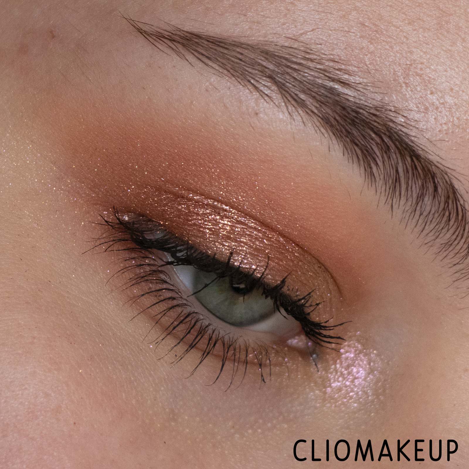 cliomakeup-recensione-palette-huda-beauty-khaki-haze-eyeshadow-palette-10