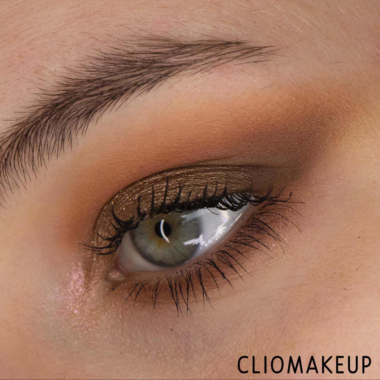 cliomakeup-recensione-palette-huda-beauty-khaki-haze-eyeshadow-palette-14