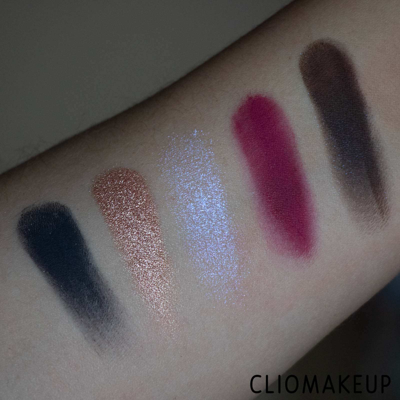 cliomakeup-recensione-palette-nabla-poison-garden-pressed-pigment-palette-6