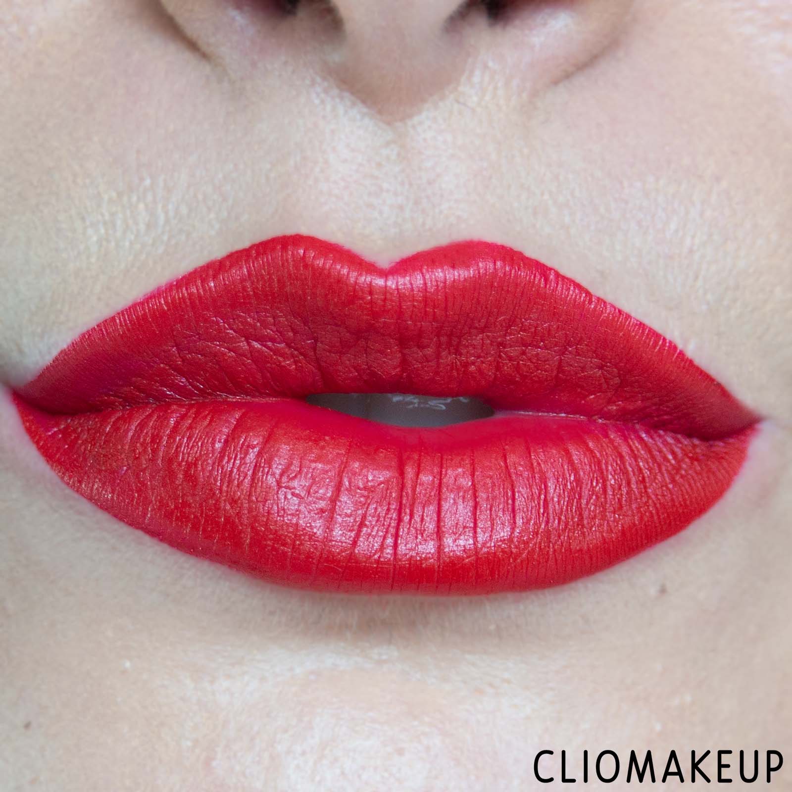 cliomakeup-recensione-rossetti-liquidi-astra-hypnotize-liquid-lipstick-12