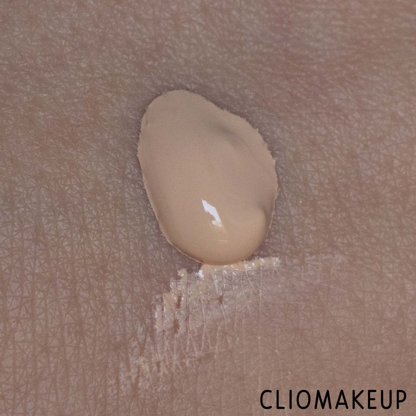 cliomakeup-recensione-fondotinta-kiko-wonder-woman-born-to-last-foundation-24h-6