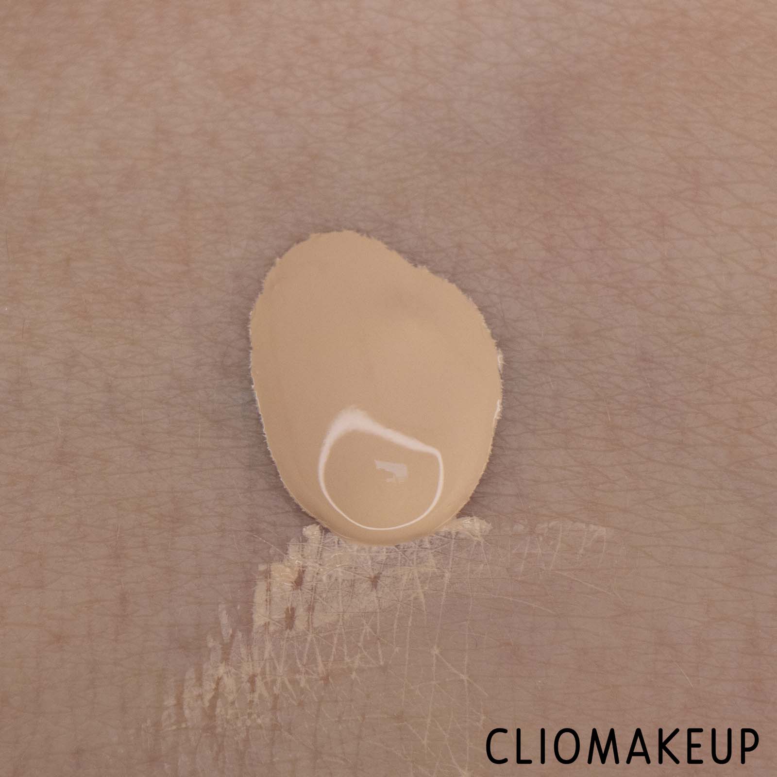 cliomakeup-recensione-fondotinta-kiko-wonder-woman-born-to-last-foundation-24h-7