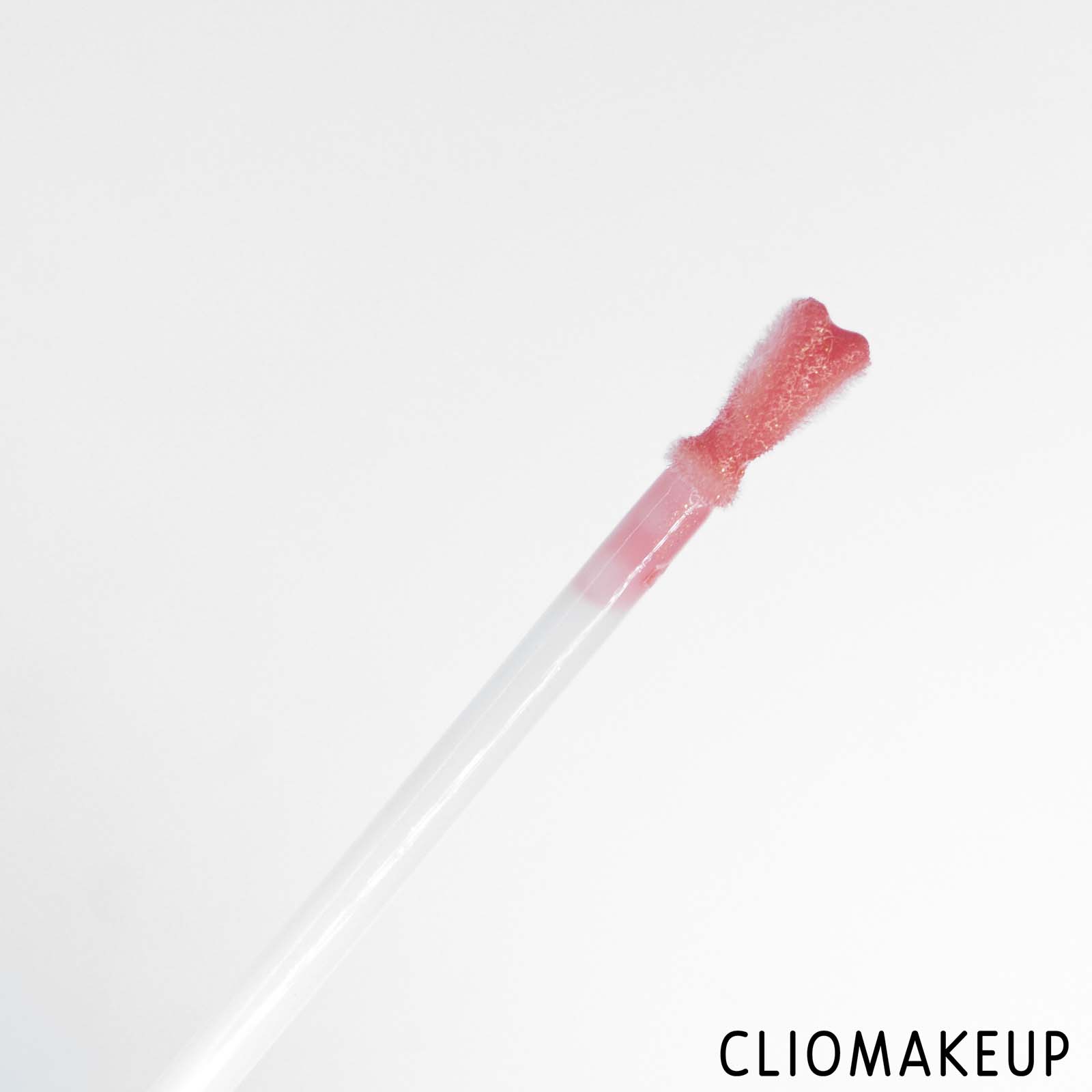 cliomakeup-recensione-gloss-charlotte-tilbury-collagen-lip-bath-5