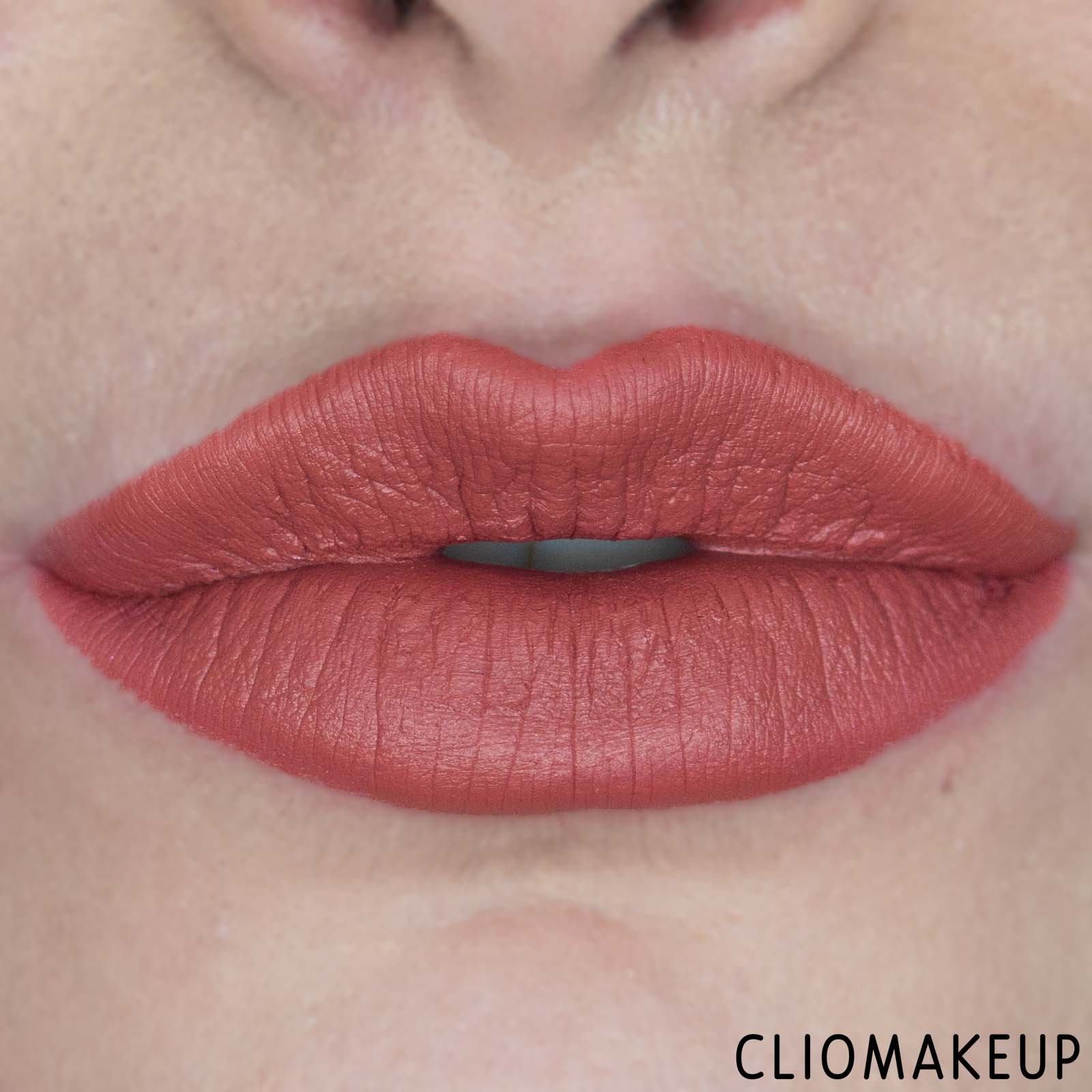 cliomakeup-recensione-rossetti-mulac-milf-matt-lipstick-11