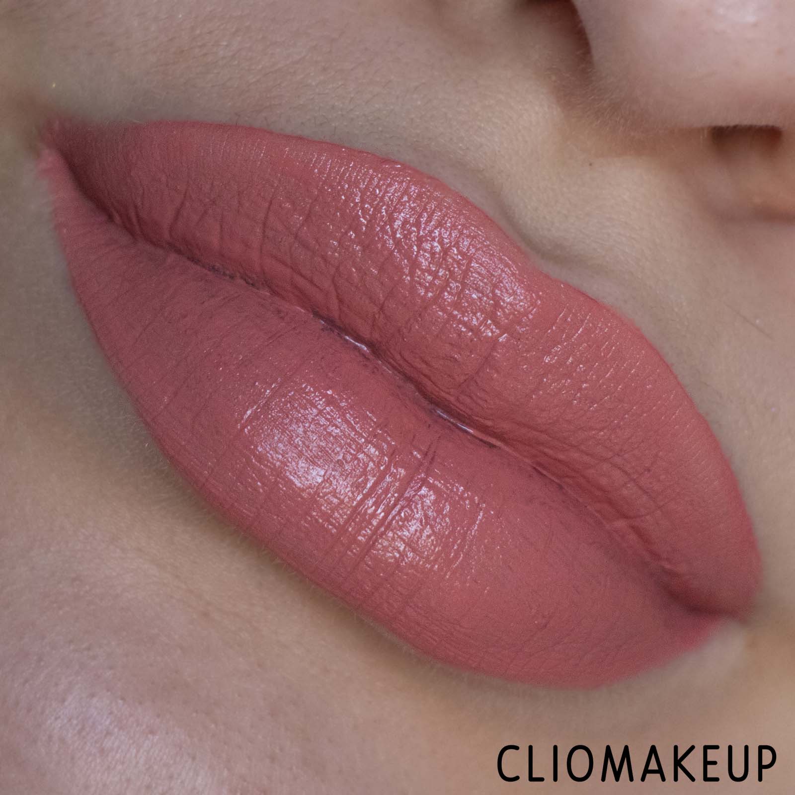 cliomakeup-recensione-rossetto-wycon-nilufar-addati-cloud-feeling-mousse-lipstick-12