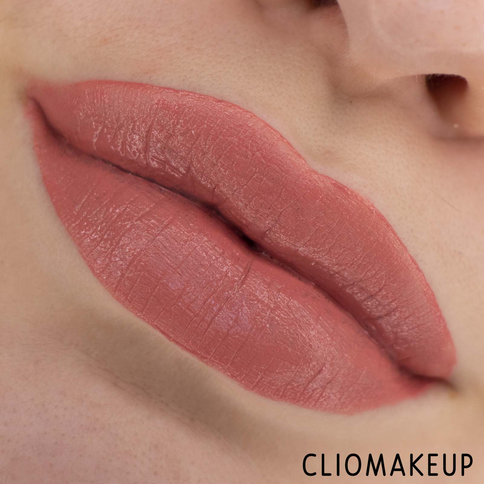 cliomakeup-recensione-rossetto-wycon-nilufar-addati-cloud-feeling-mousse-lipstick-13