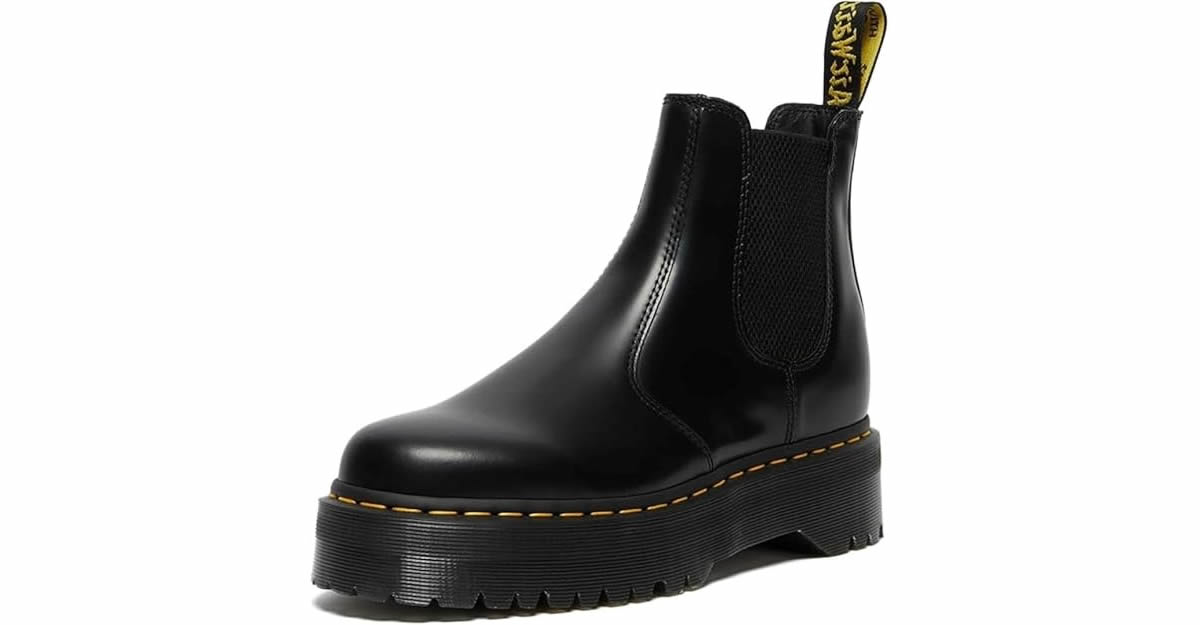 chelsea-boots-martens