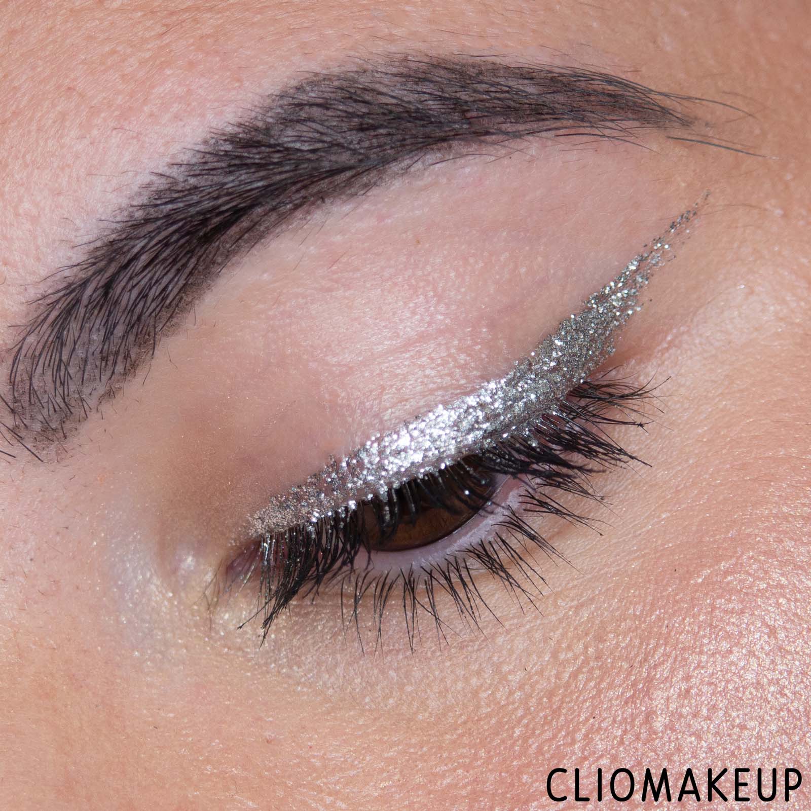 cliomakeup-recensione-eyeliner-wycon-candyland-glittering-eyeliner-12