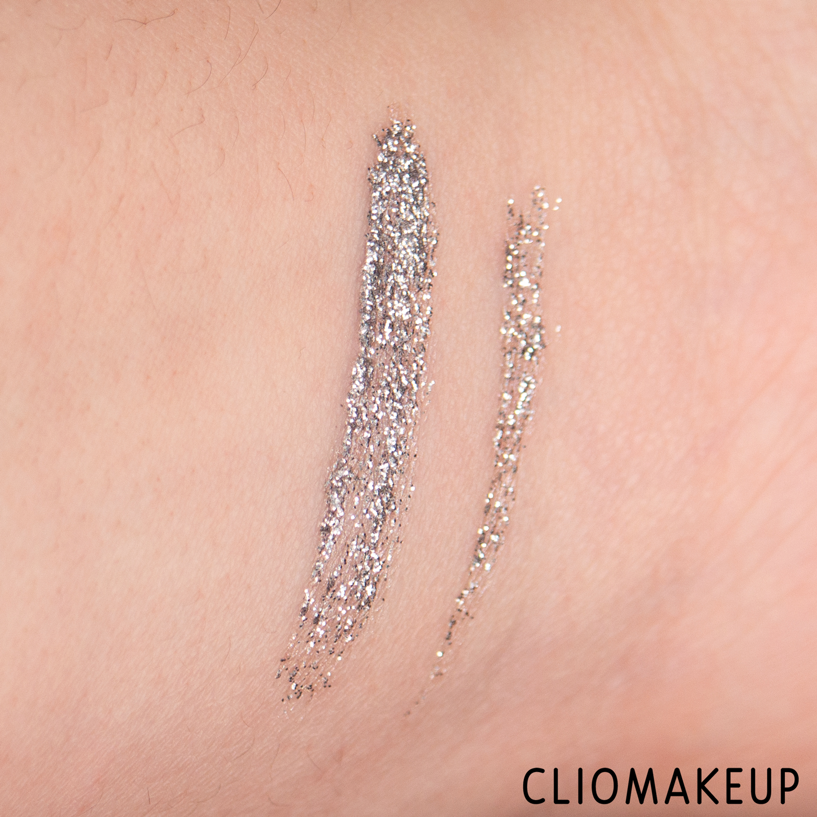 cliomakeup-recensione-eyeliner-wycon-candyland-glittering-eyeliner-7