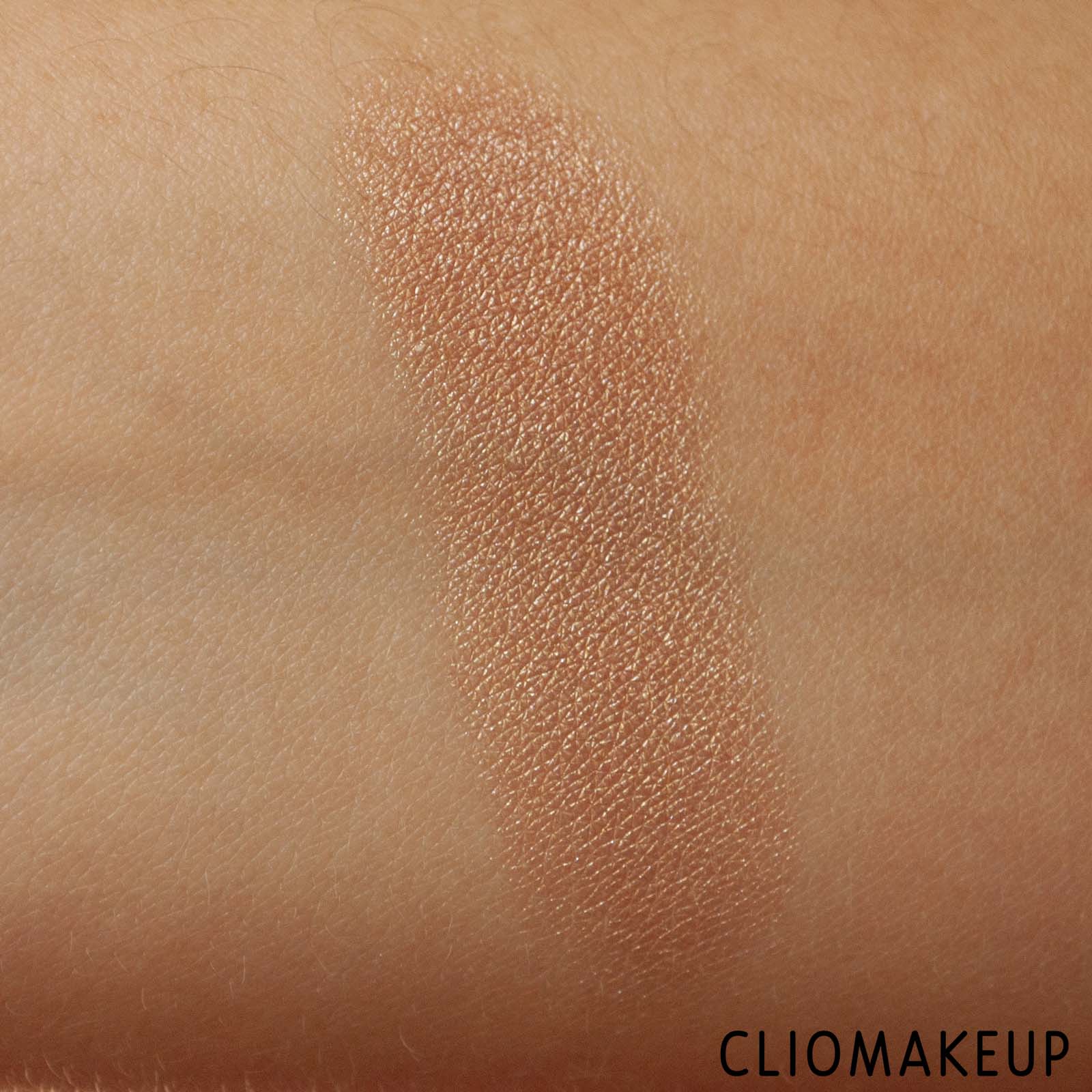 cliomakeup-recensione-illuminanti-mesauda-gold-xmas-diamond-glow-illuminante-cotto-8