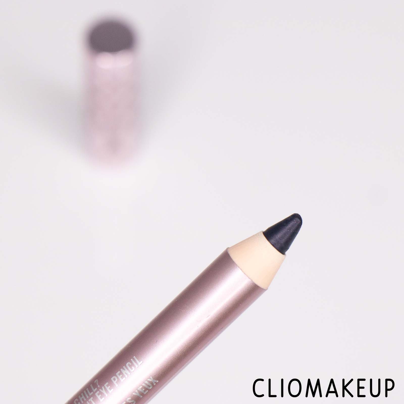 cliomakeup-recensione-matita-MAC-frosted-firework-powerpoint-eye-pencil-5