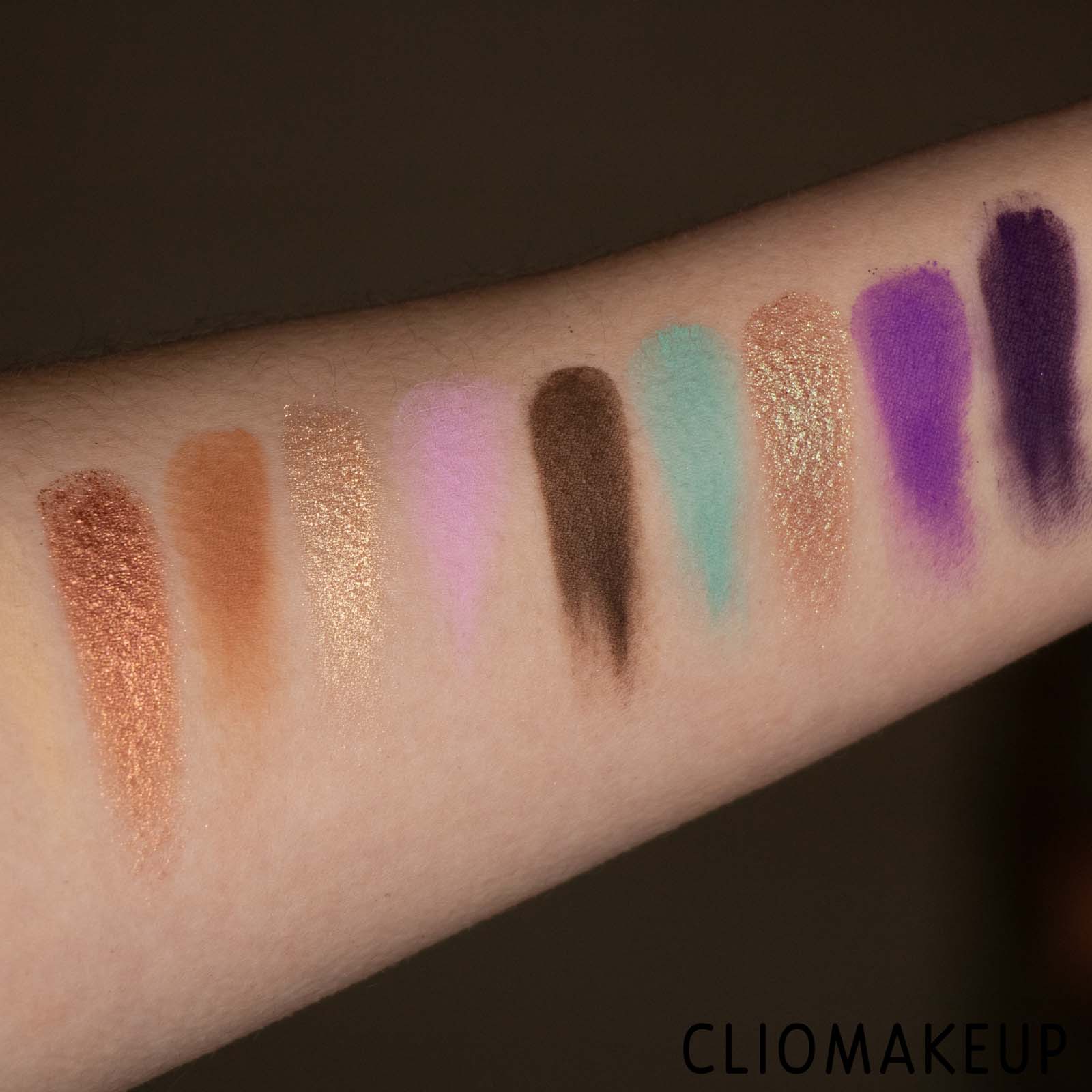 cliomakeup-recensione-palettte-beauty-bay-book-of-magic-20-colour-palette-7