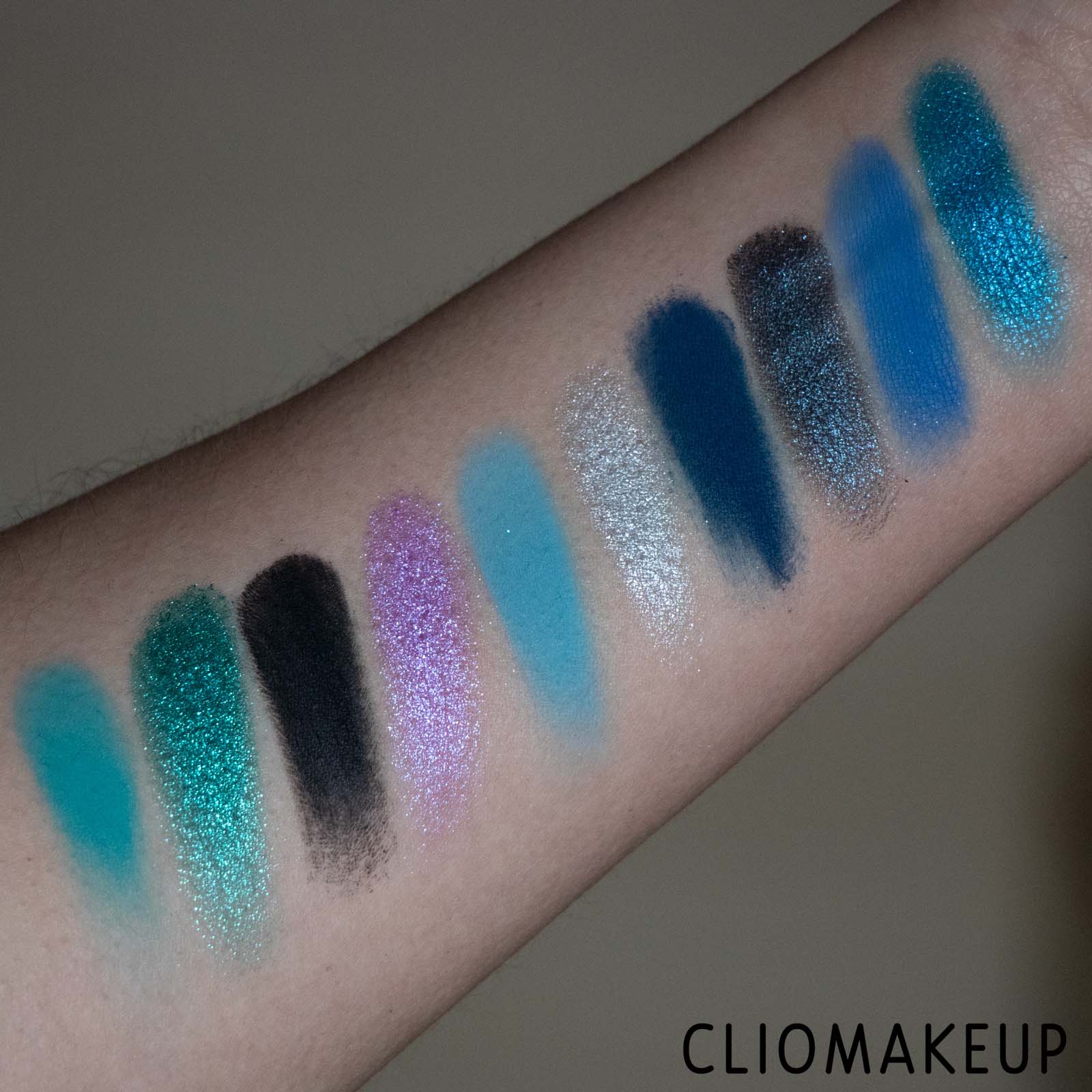 cliomakeup-recensione-palettte-beauty-bay-book-of-magic-20-colour-palette-8