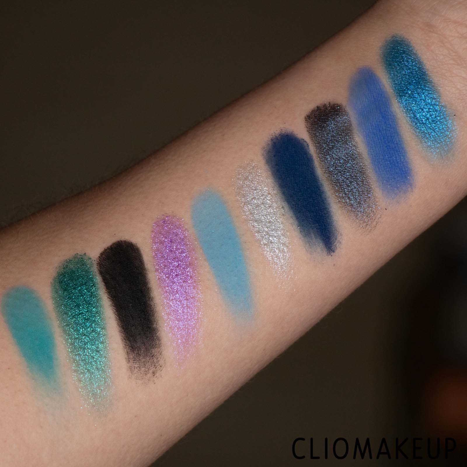 cliomakeup-recensione-palettte-beauty-bay-book-of-magic-20-colour-palette-9