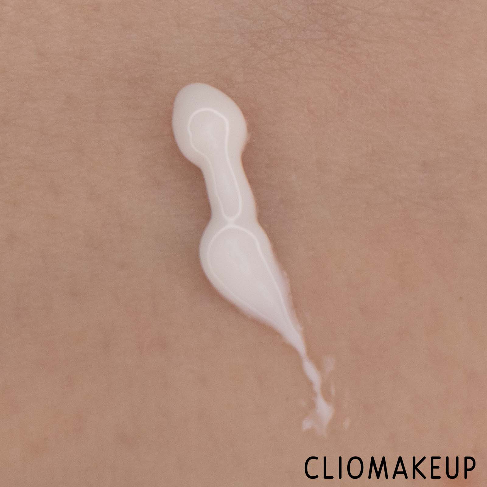 cliomakeup-recensione-primer-essence-prime-+-studio-hydrating-primer-7