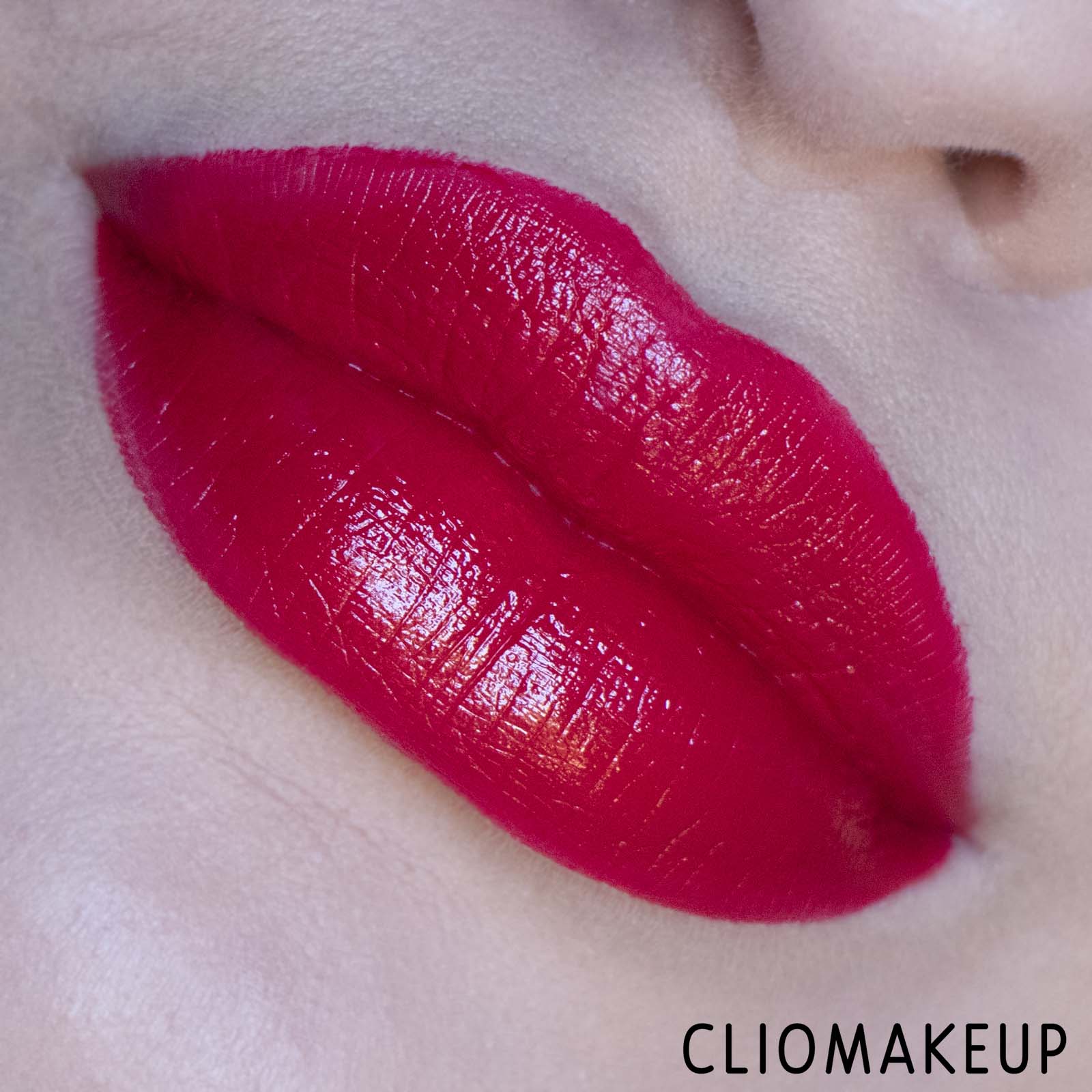 cliomakeup-recensione-rossetti-mesauda-gold-xmas-opulent-shine-rossetto-cremoso-14