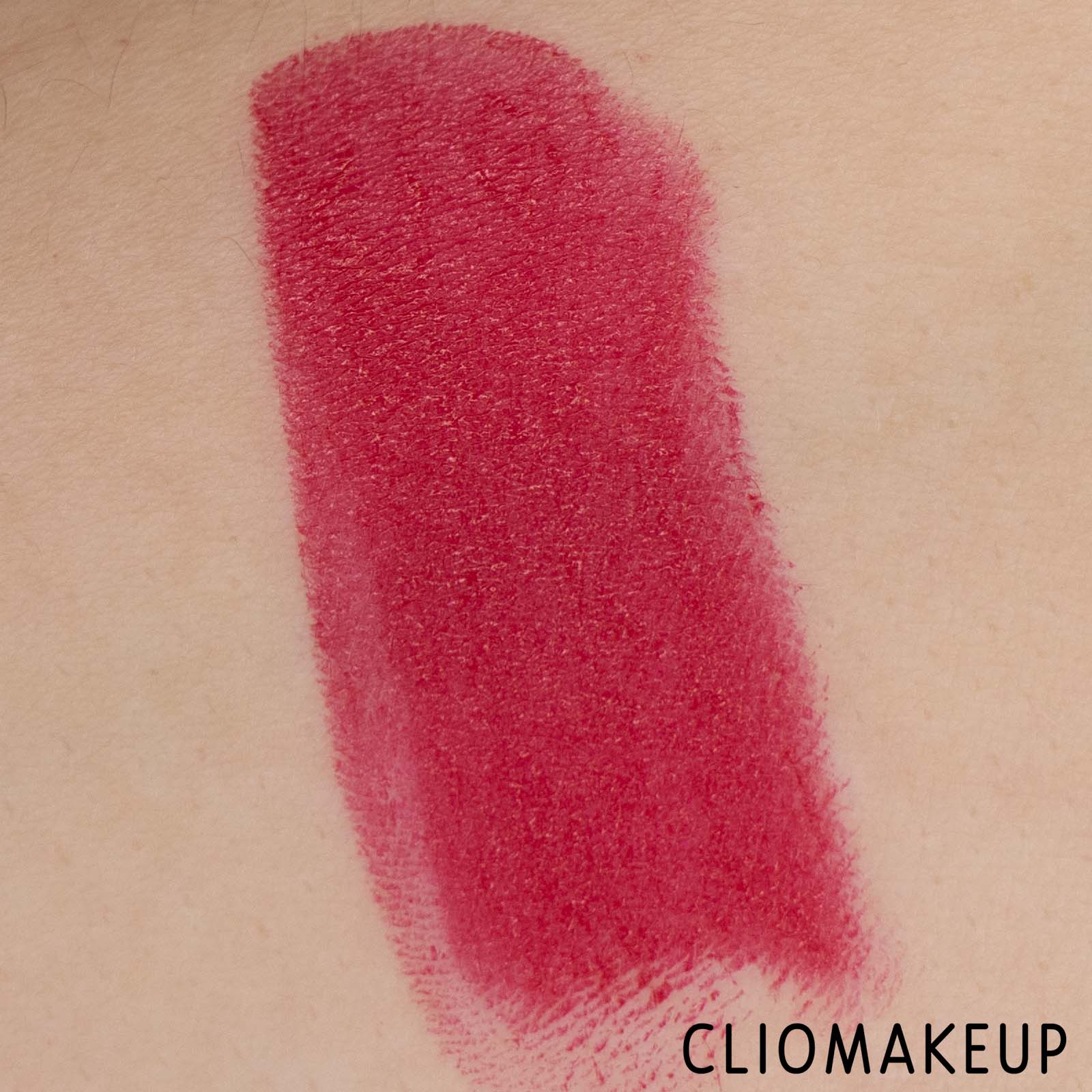 cliomakeup-recensione-rossetti-mesauda-gold-xmas-opulent-shine-rossetto-cremoso-9