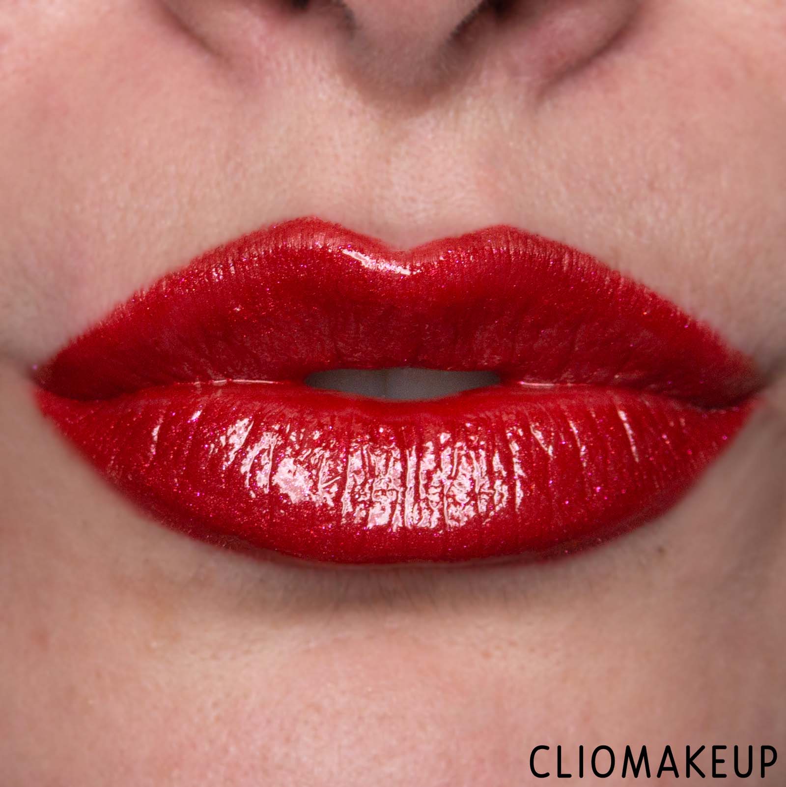 cliomakeup-recensione-rossetto-kiko-holiday-gems-diamond-dust-lipstick-15