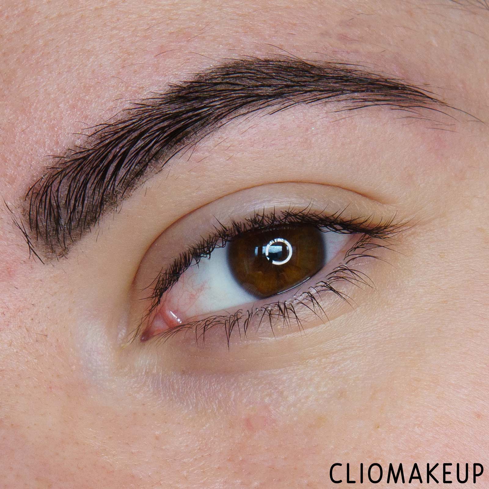 cliomakeup-recensione-gel-sopracciglia-pupa-eyebrow-fixing-gel-12