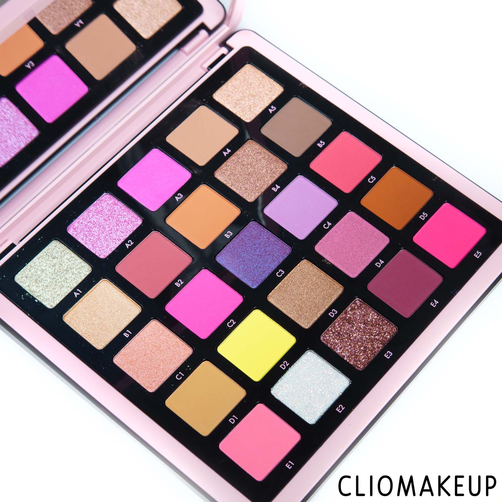 cliomakeup-recensione-palette-anastasia-beverly-hills-norvina-pro-pigment-palette-vol-4 -3