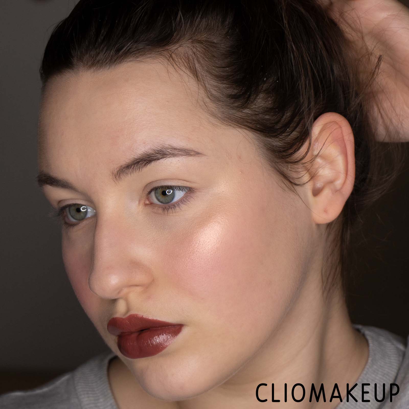 cliomakeup-recensione-palette-illuminanti-MAC-Extra-Dimension-Skinfinish-Trio-Galaxy-Glow-13