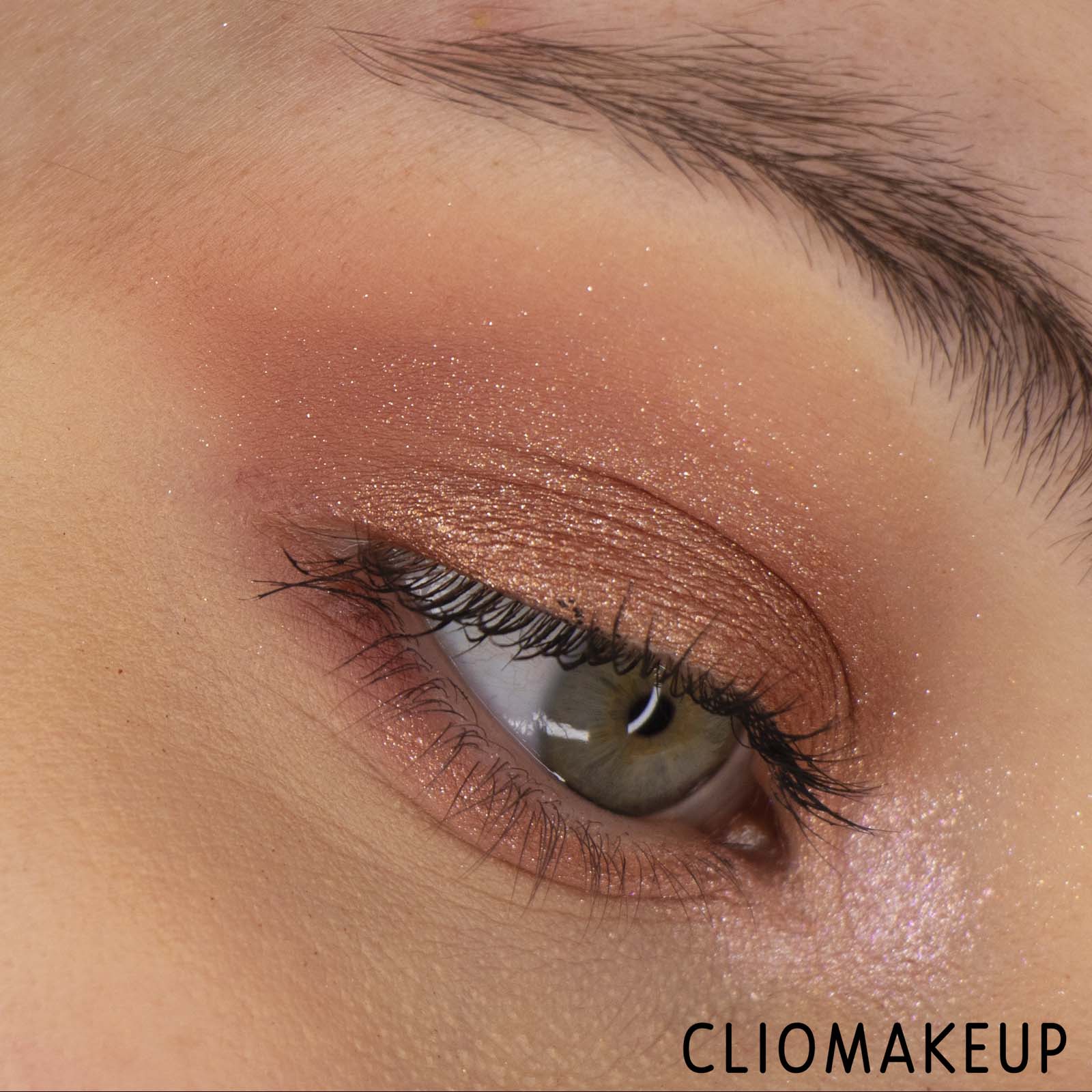 cliomakeup-recensione-palette-too-faced-sugar-plum-fun-limited-edition-eyeshadow-palette-11