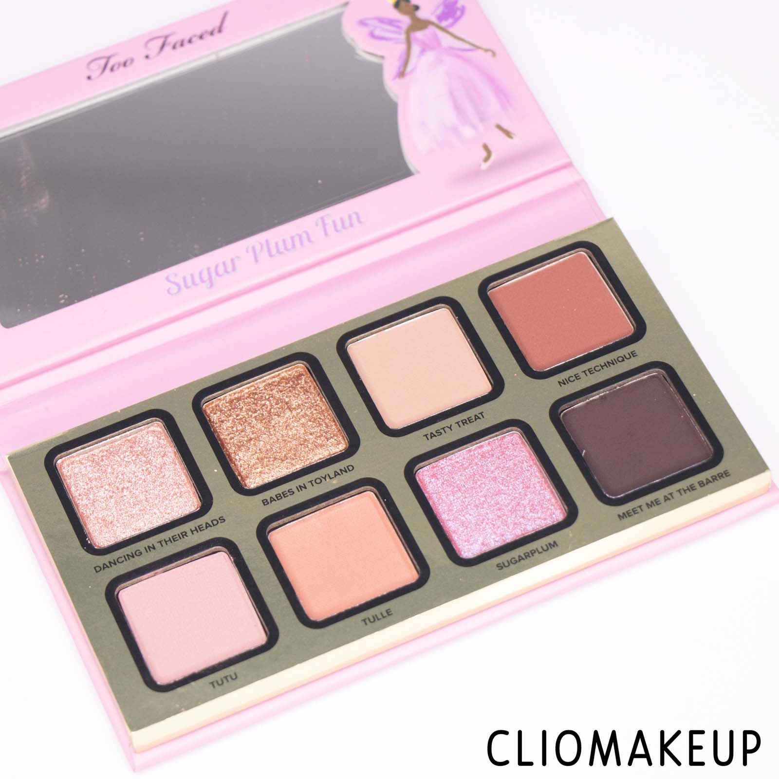 cliomakeup-recensione-palette-too-faced-sugar-plum-fun-limited-edition-eyeshadow-palette-4