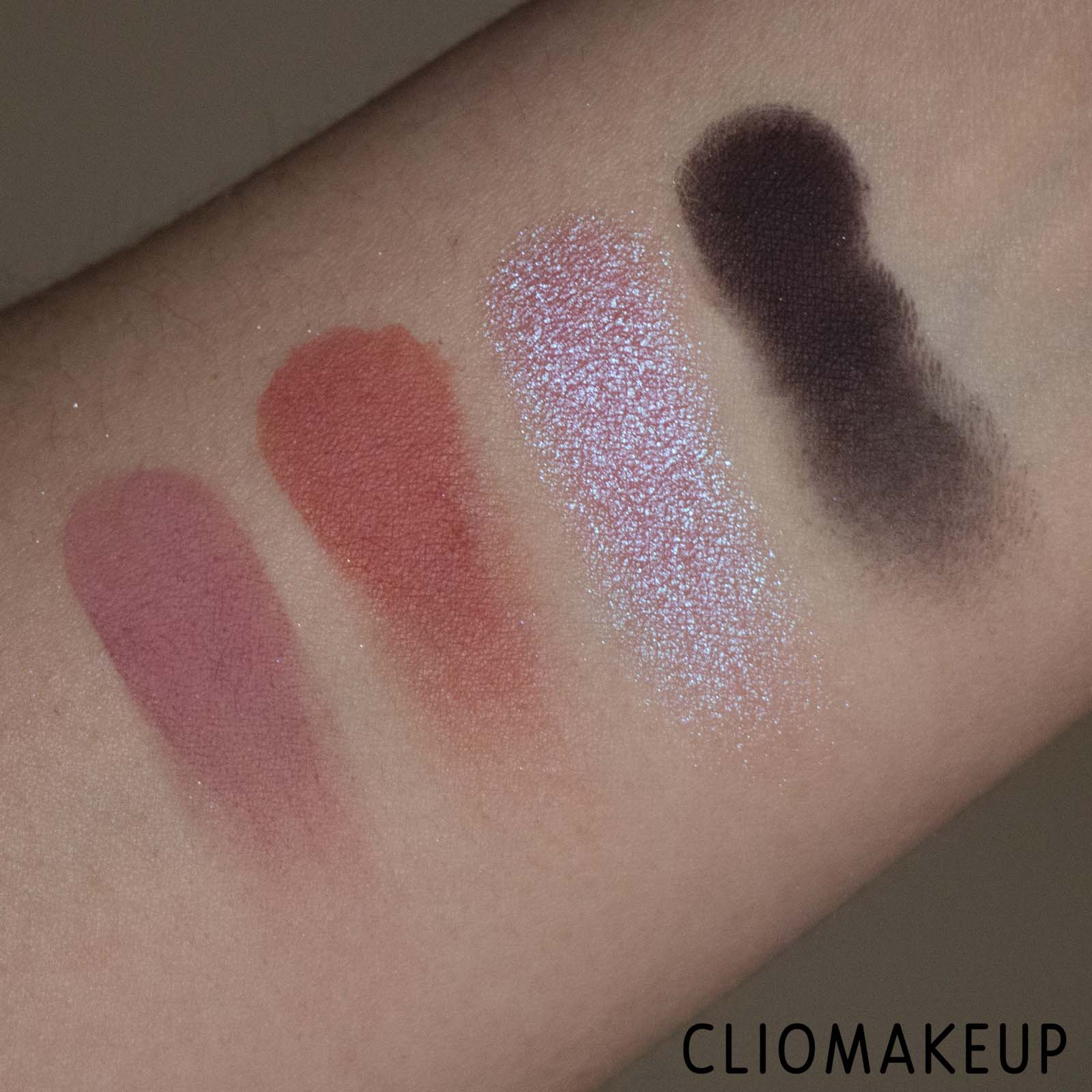 cliomakeup-recensione-palette-too-faced-sugar-plum-fun-limited-edition-eyeshadow-palette-8