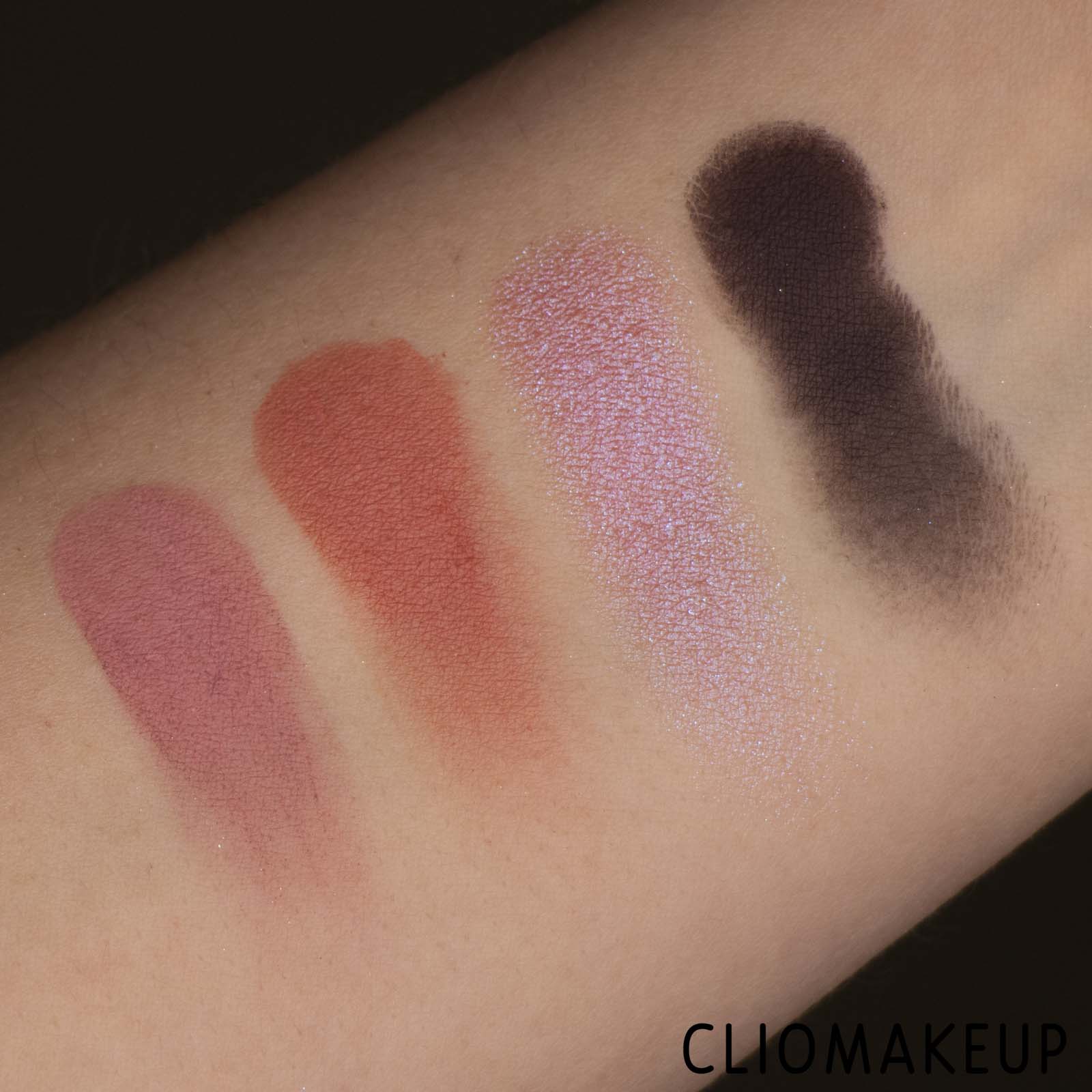 cliomakeup-recensione-palette-too-faced-sugar-plum-fun-limited-edition-eyeshadow-palette-9