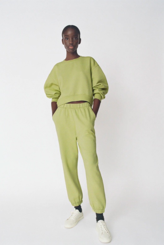 Cliomakeup-pantaloni-jogger-inverno-2021-25-zara-verde-mela