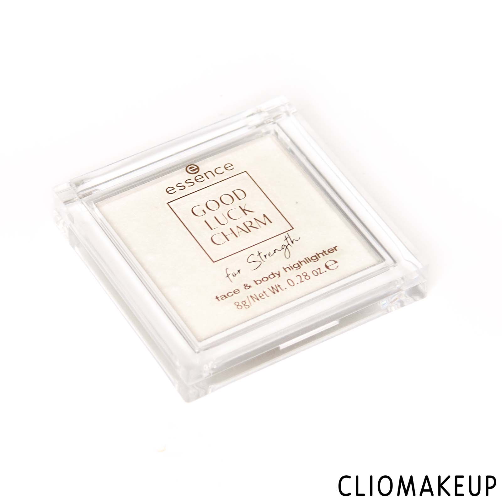 cliomakeup-recensione-Illuminante-essence-good-luck-charm-for-strength-face-and-body-highlighter-2