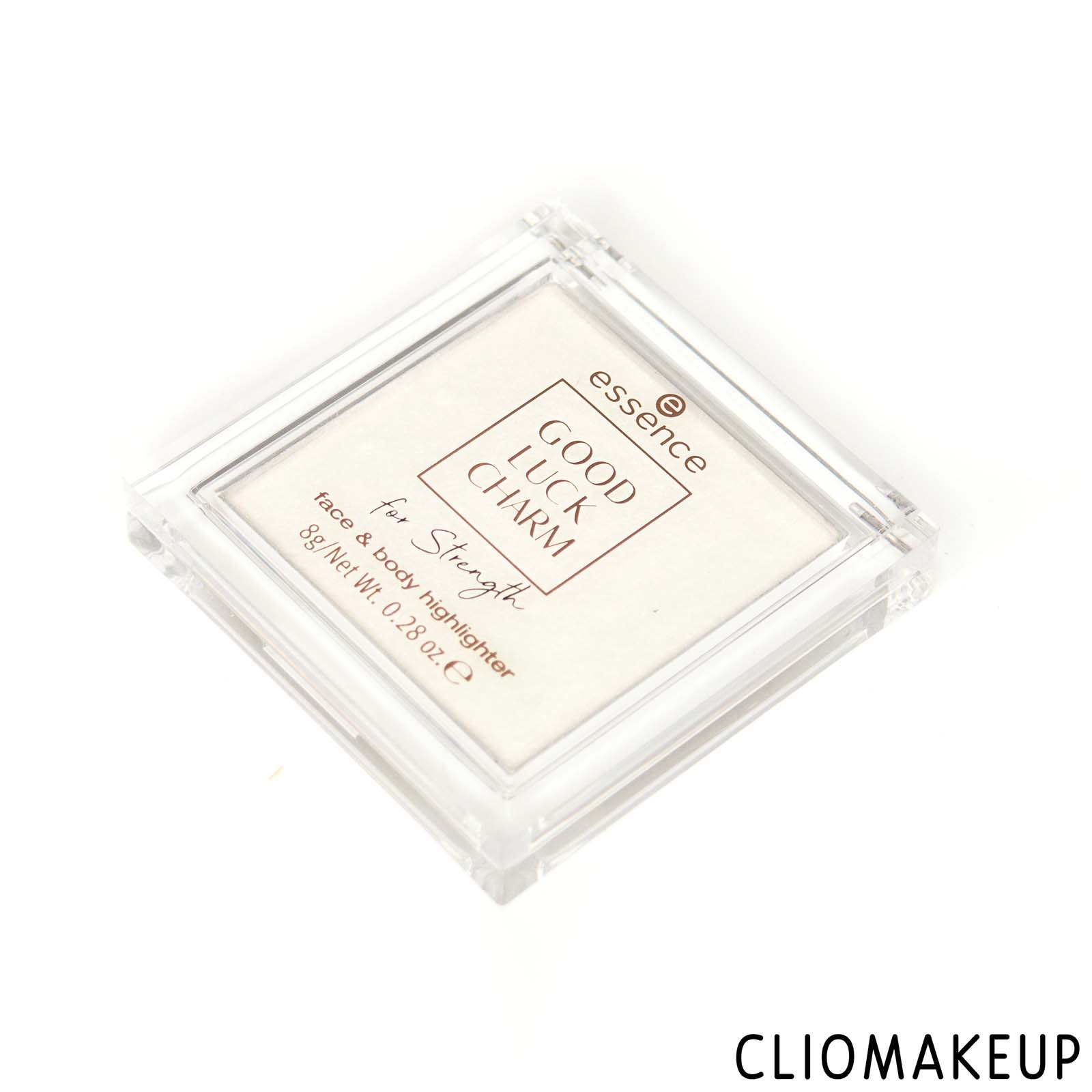 cliomakeup-recensione-Illuminante-essence-good-luck-charm-for-strength-face-and-body-highlighter-3