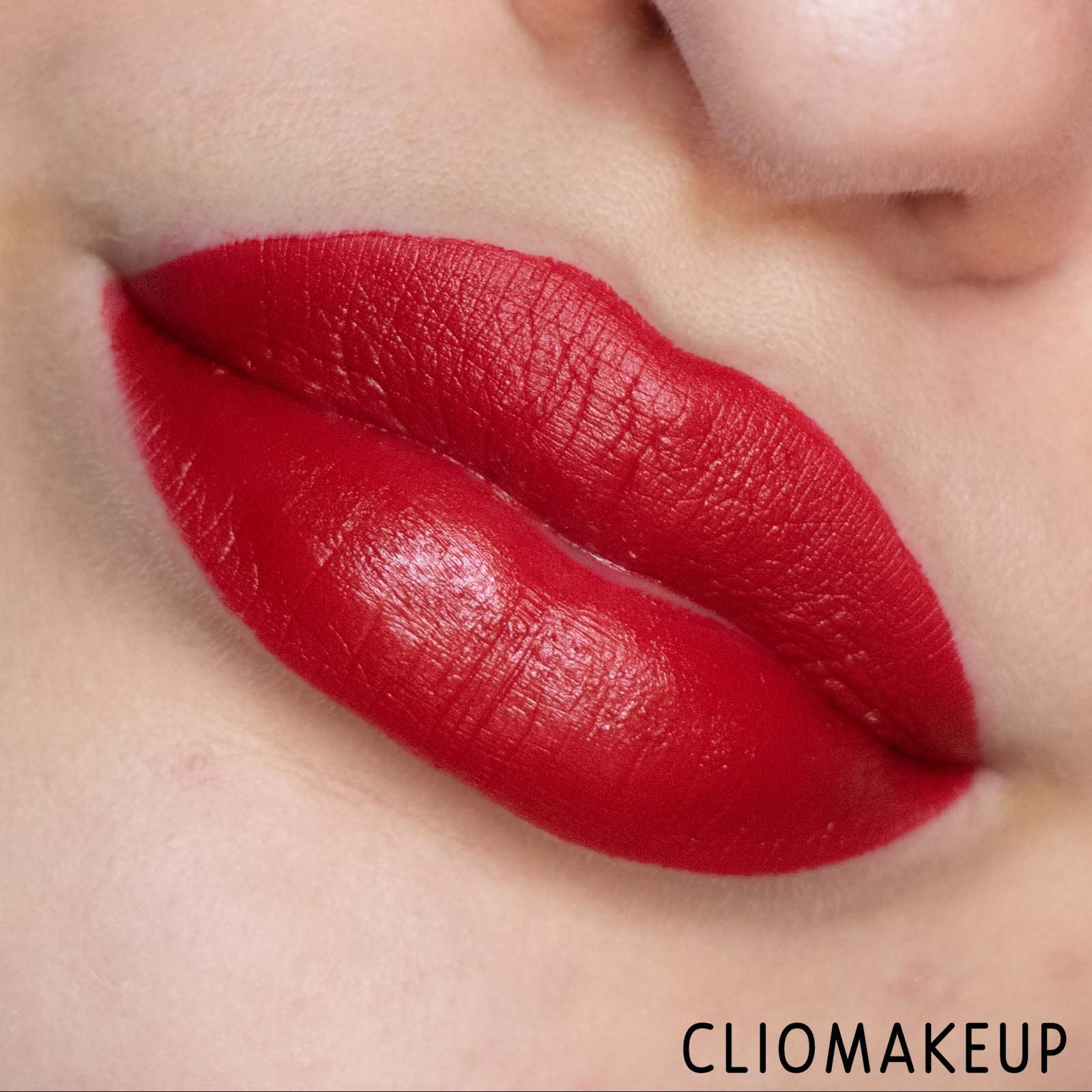 cliomakeup-recensione-Mesauda-Red-Valentine-Collection-Rossetto-Stick-Matt-14