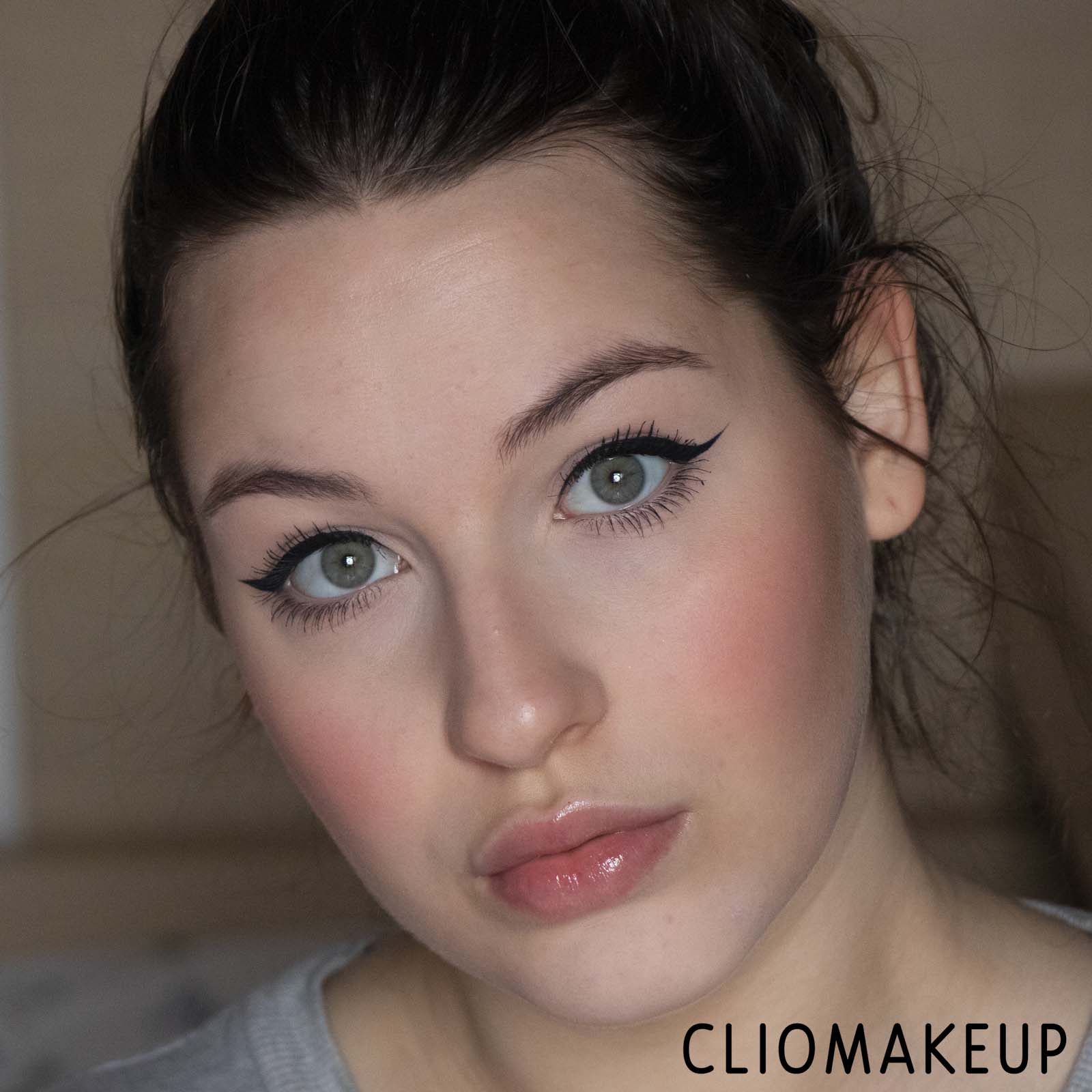 cliomakeup-recensione-blush-Patrick-Ta-Major-Beauty-Headlines-Double-Take-Cream-E-Powder-Blush-12